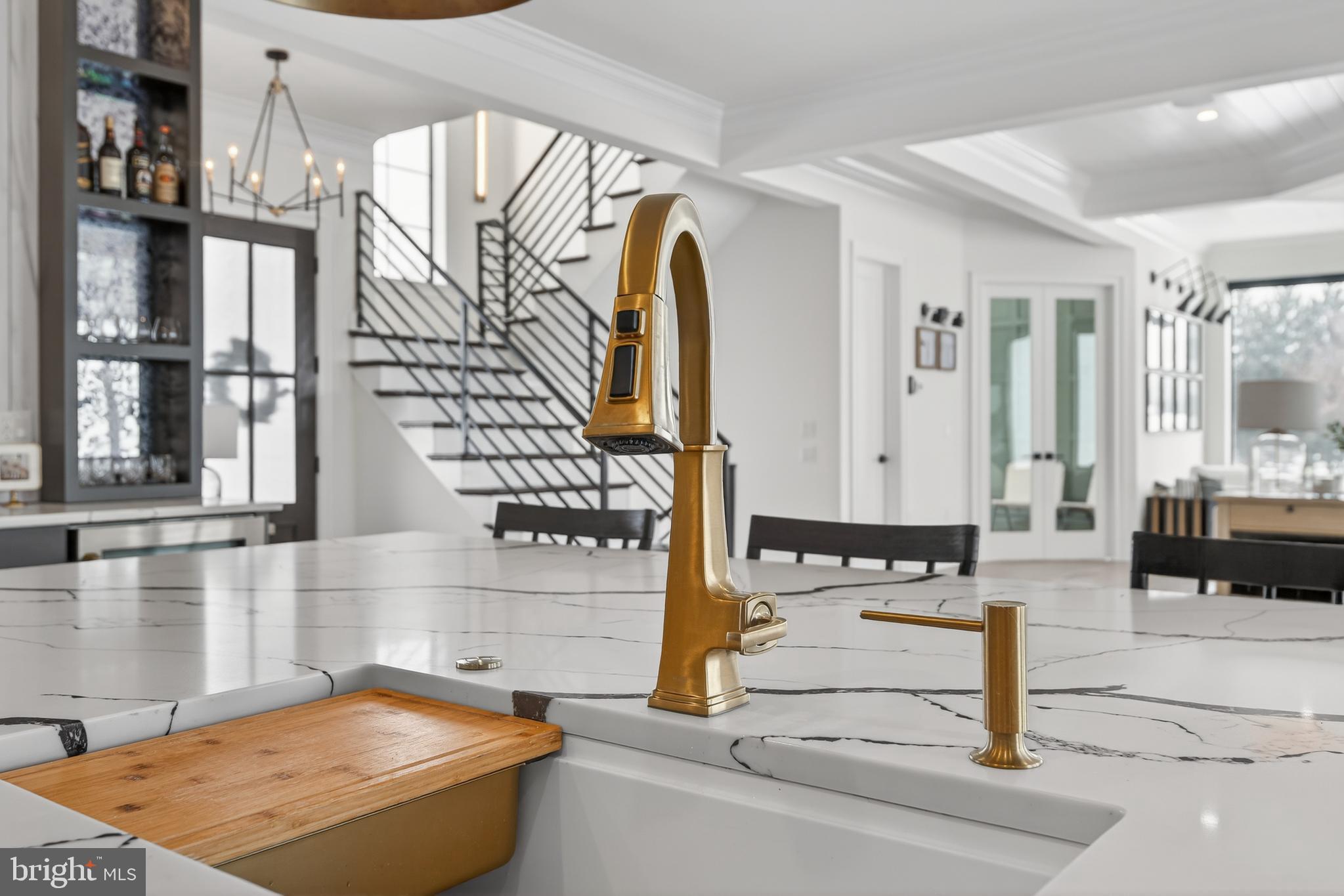 HAYDN MANOR - Residential