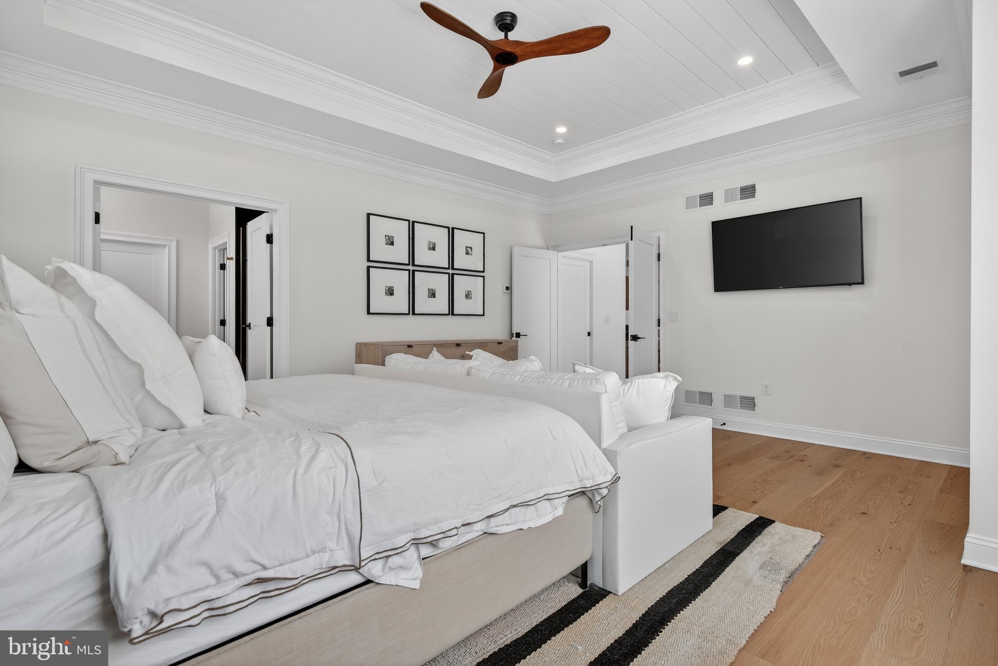 HAYDN MANOR - Residential