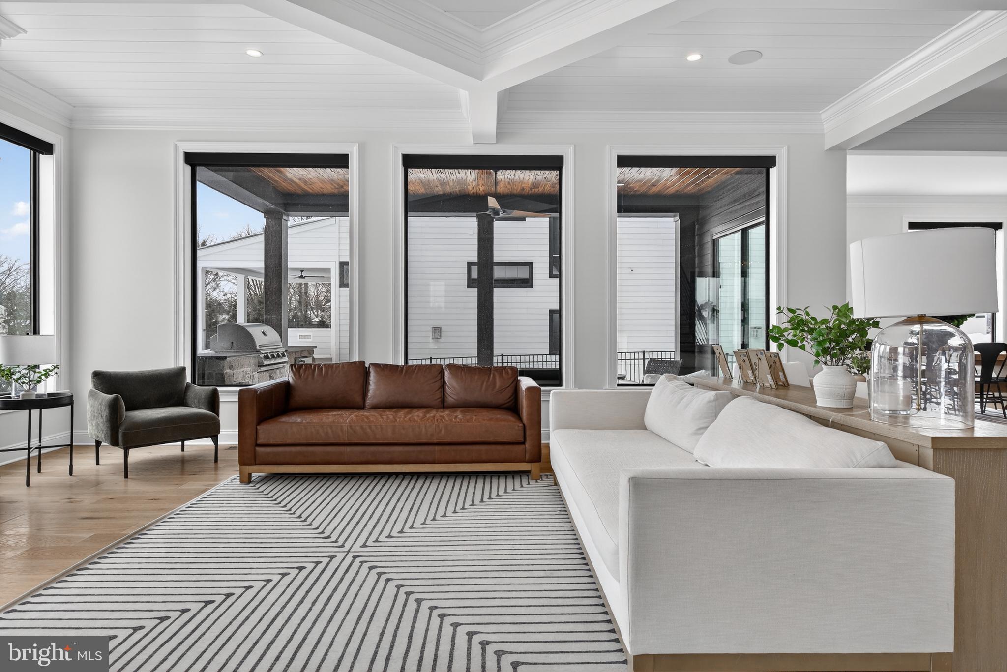 HAYDN MANOR - Residential