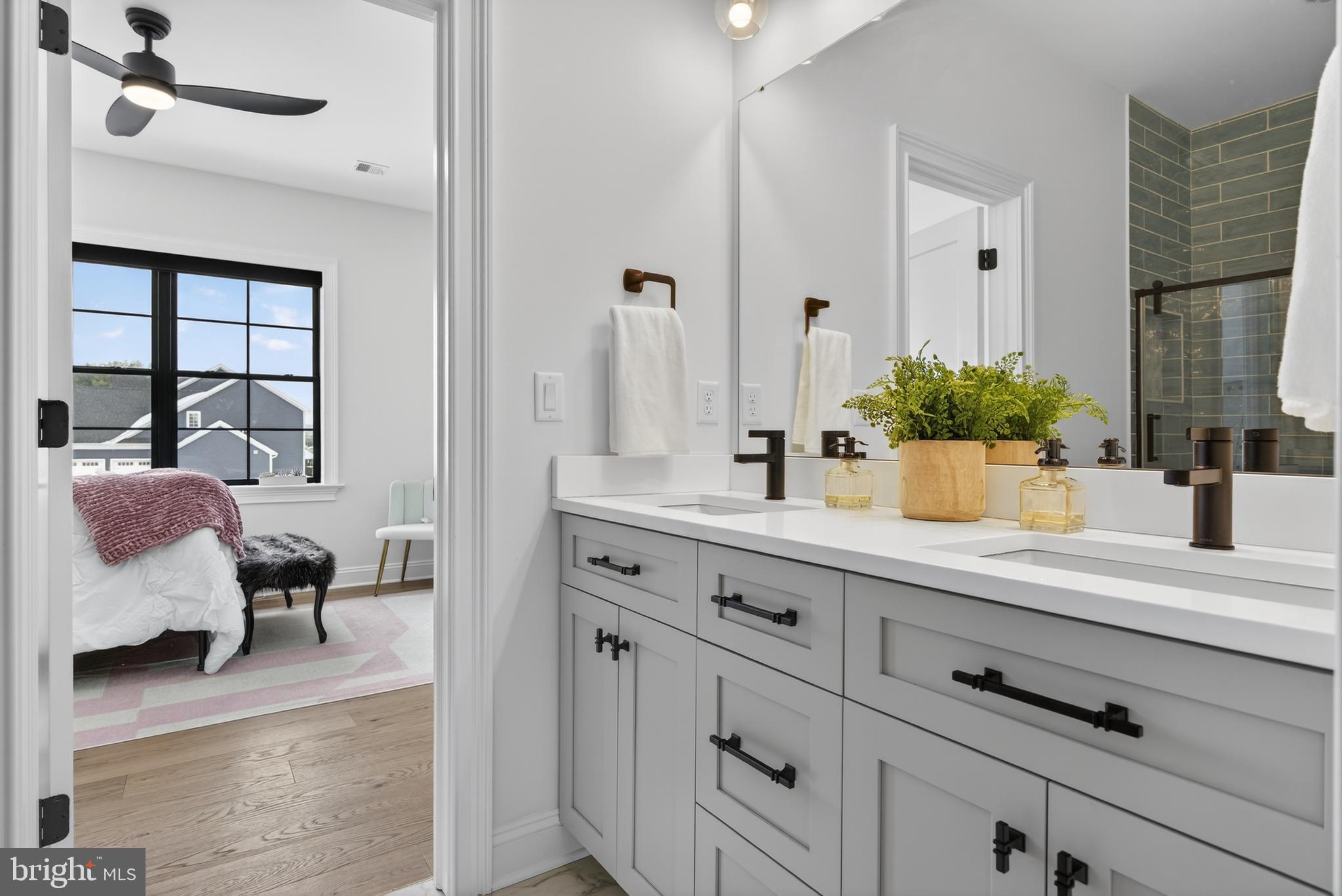 HAYDN MANOR - Residential