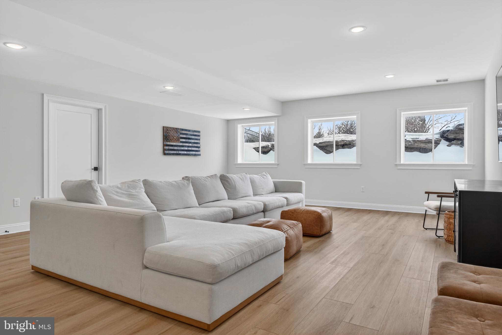 HAYDN MANOR - Residential