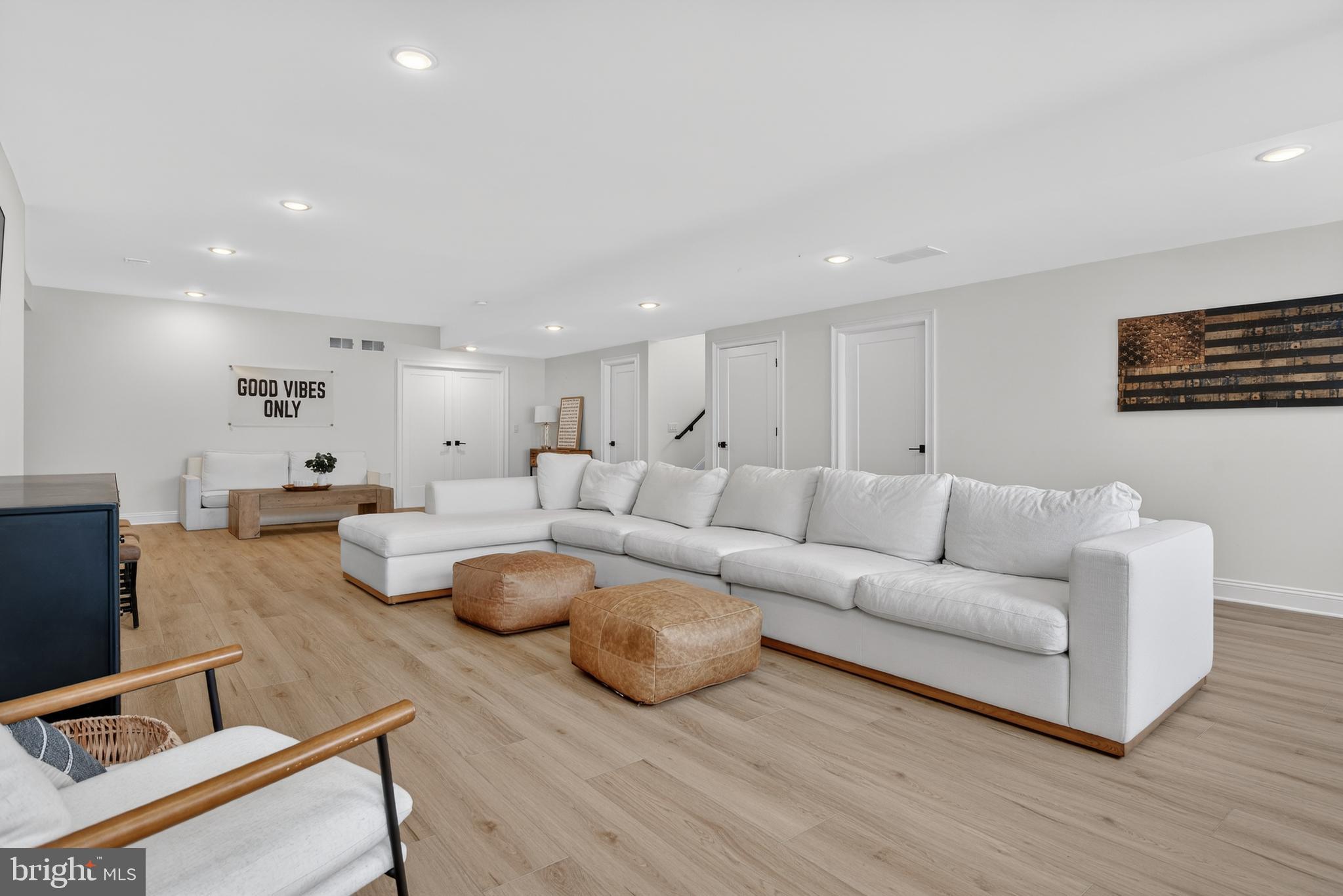 HAYDN MANOR - Residential