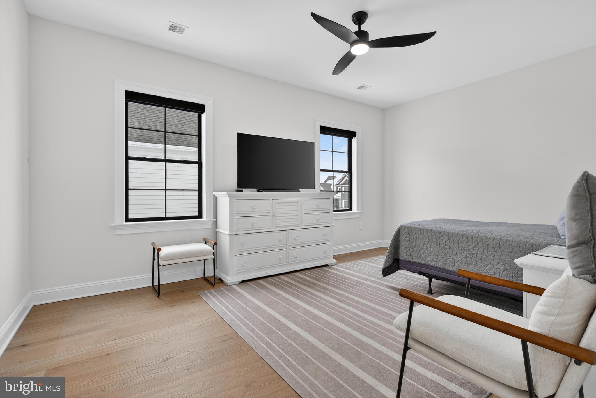 HAYDN MANOR - Residential