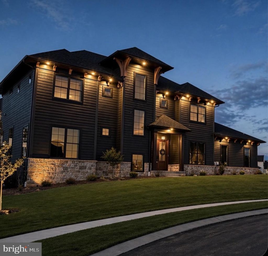 Photo of 5848 Wild Lilac Drive, EAST PETERSBURG, PA 17520 (MLS # PALA2082922)