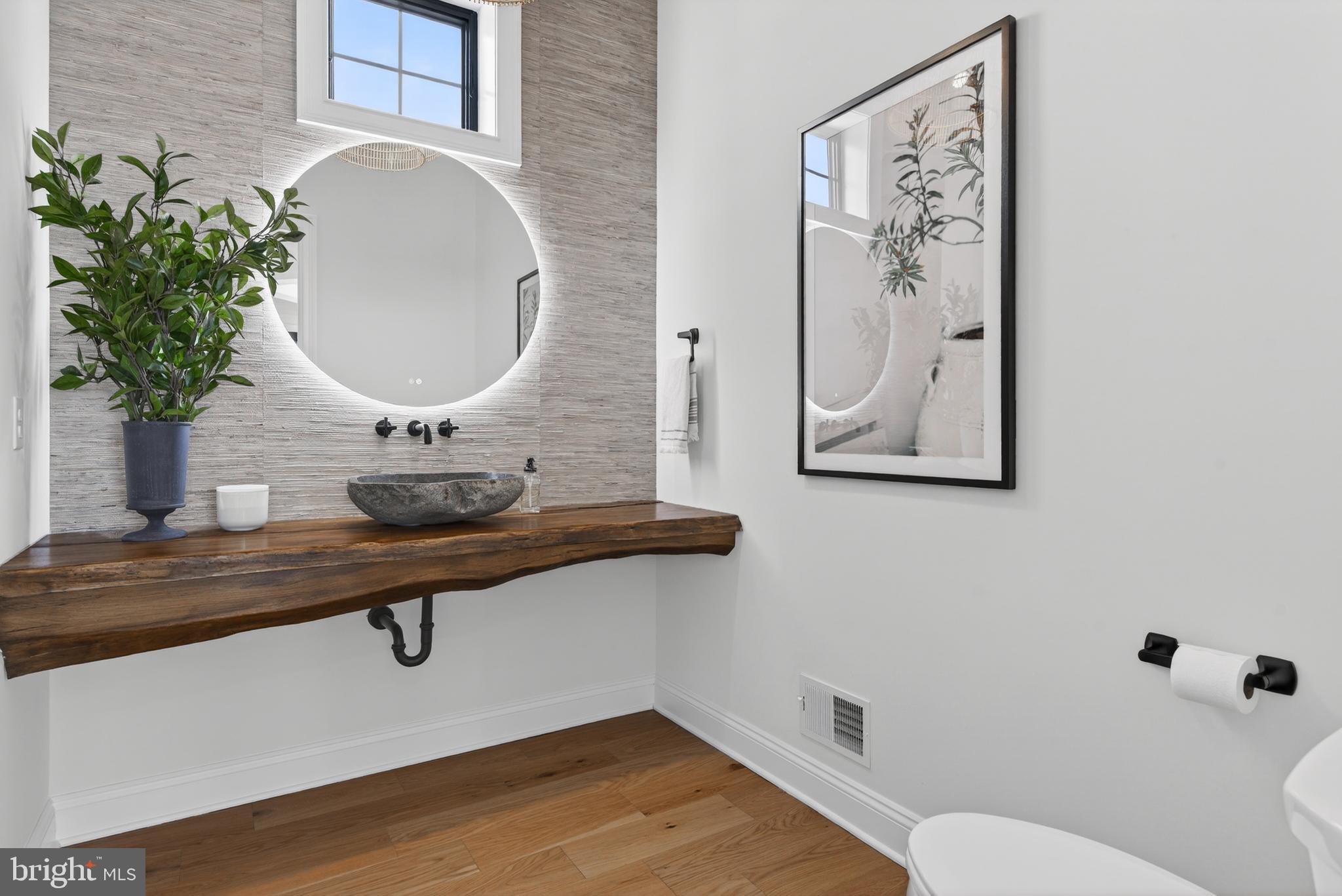 HAYDN MANOR - Residential