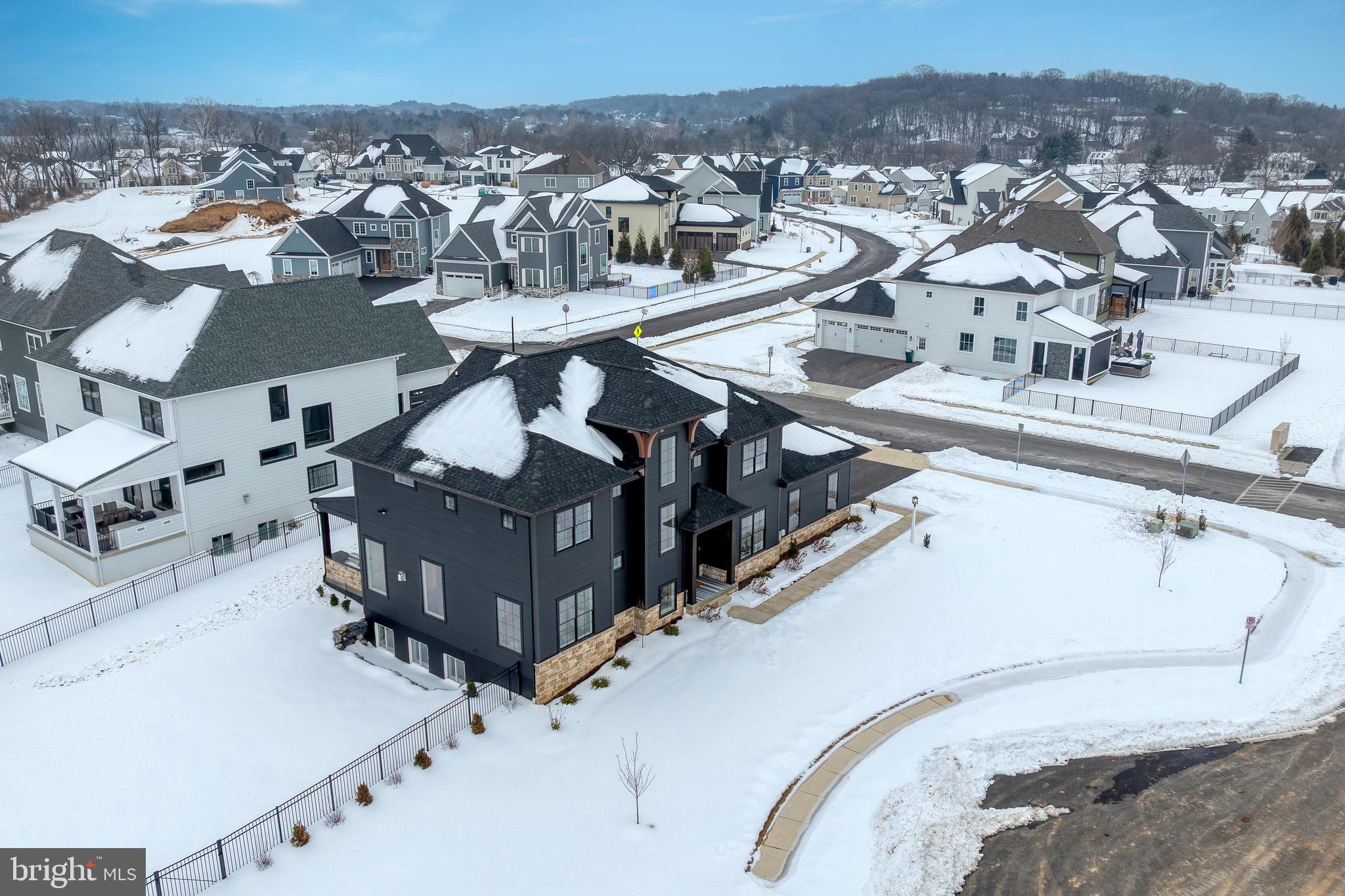 HAYDN MANOR - Residential