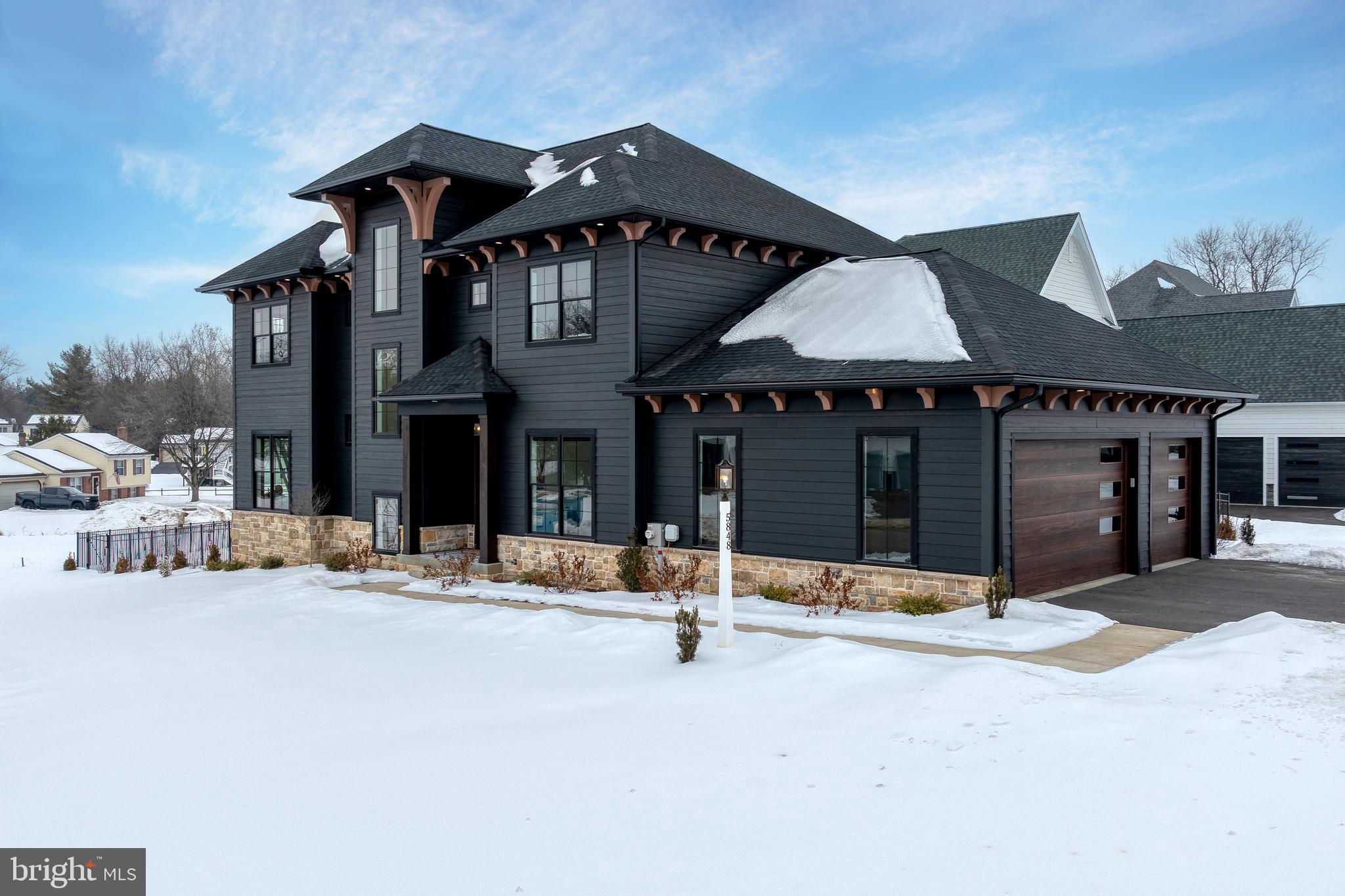 5848 WILD LILAC DRIVE 17