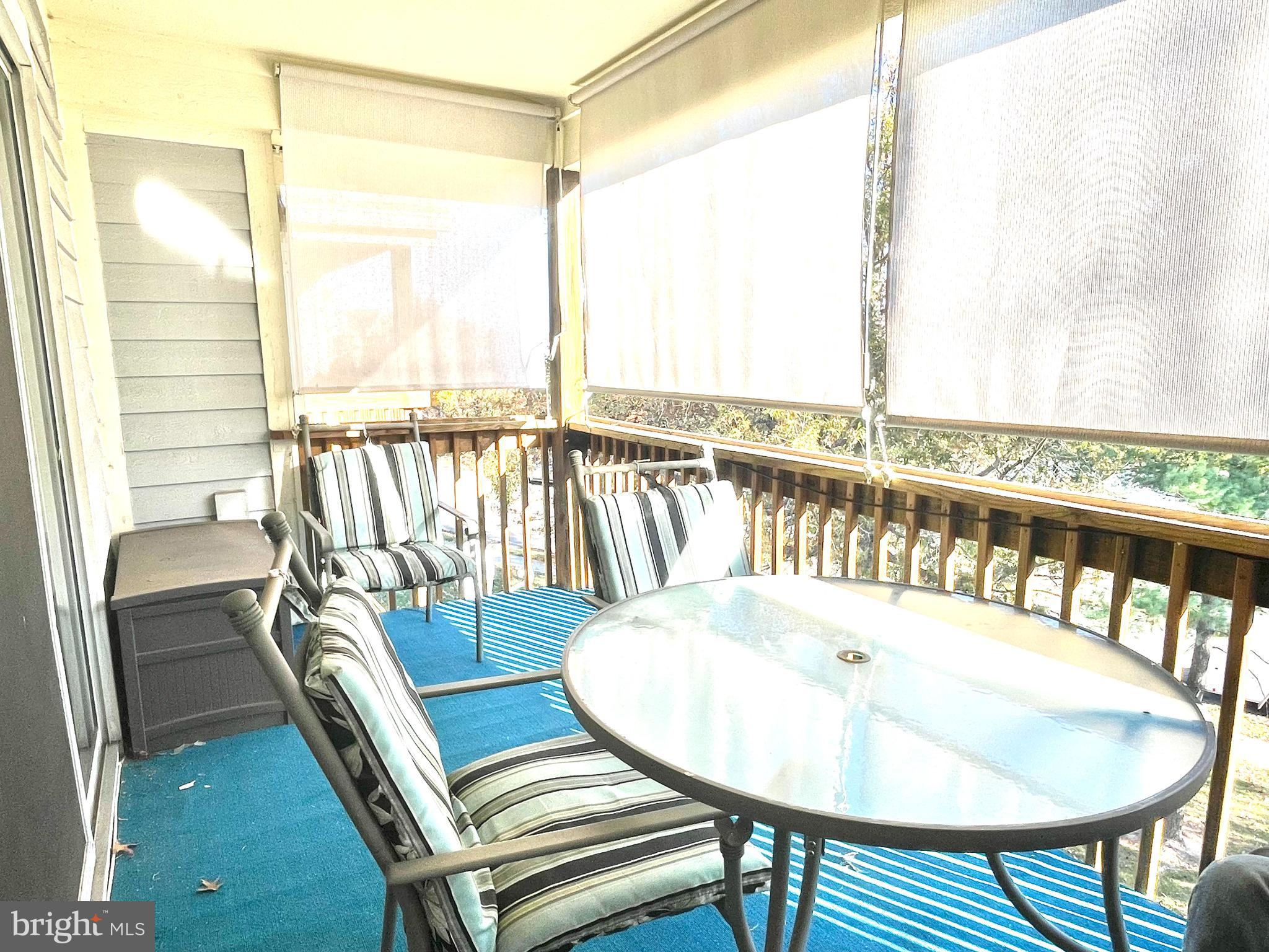 CROMWELL FOUNTAIN - Residential