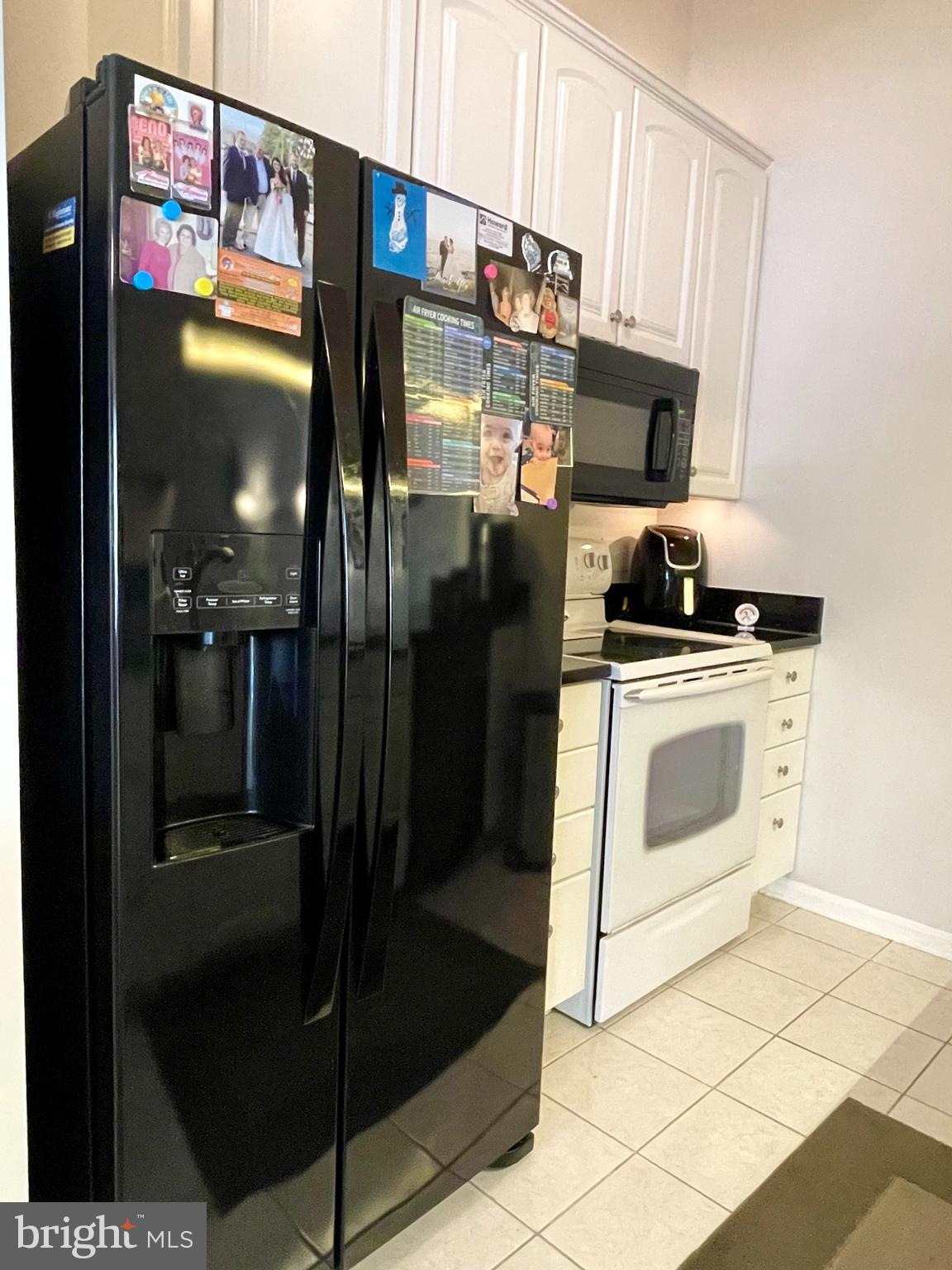 CROMWELL FOUNTAIN - Residential