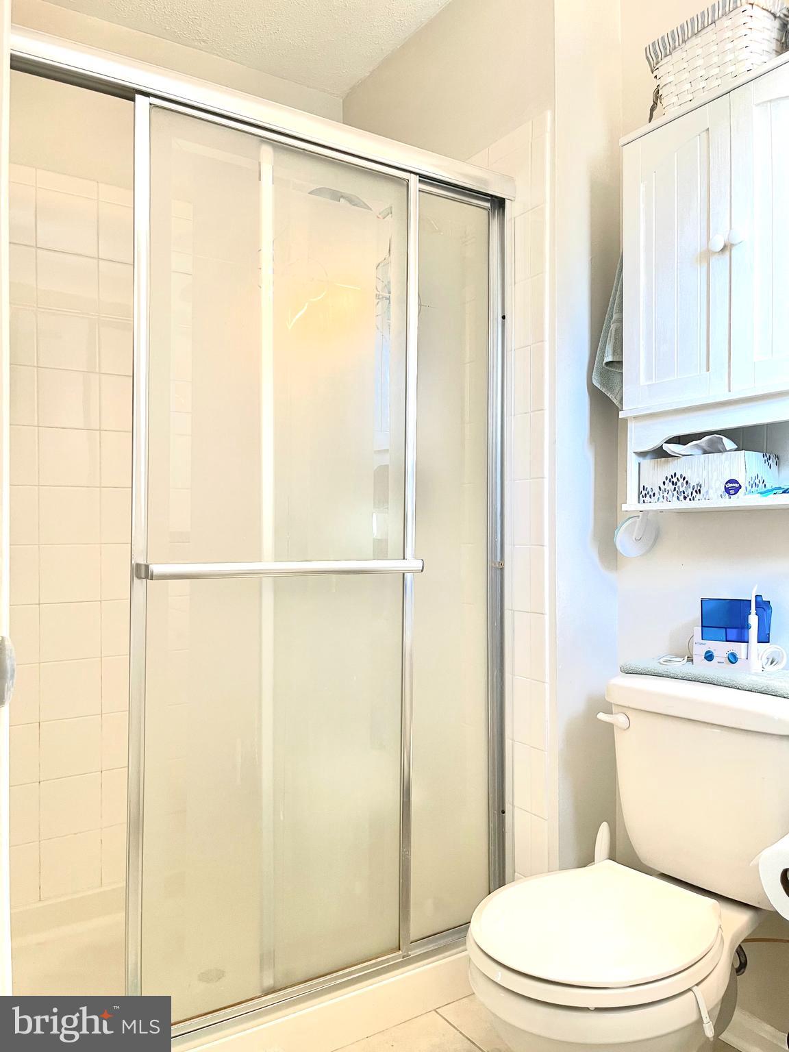 CROMWELL FOUNTAIN - Residential