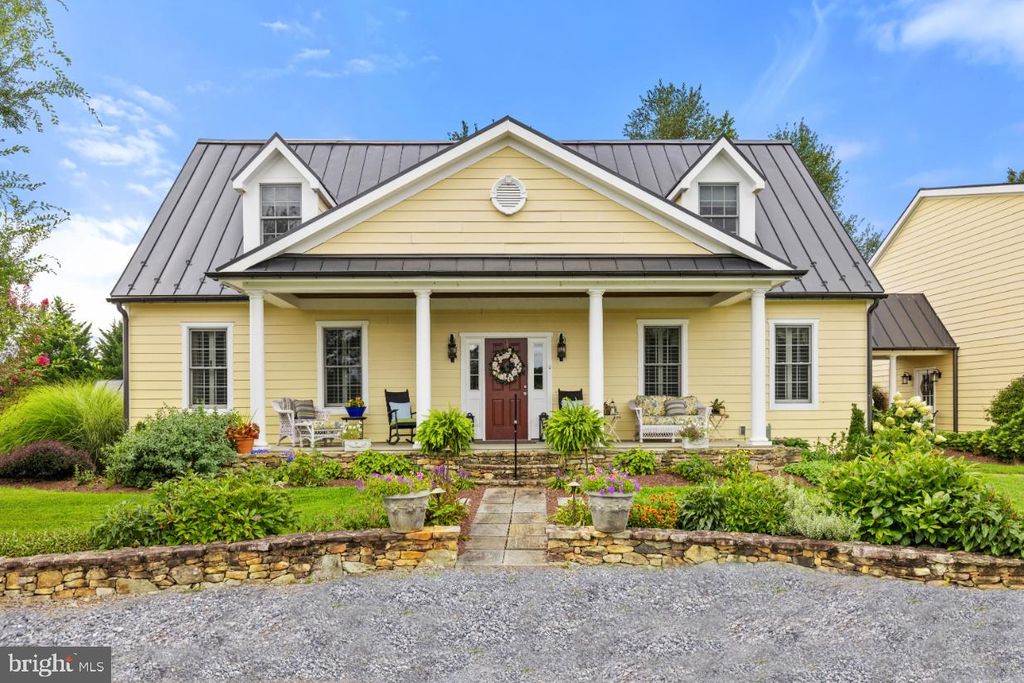Photo of 6437 John S Mosby Highway, MIDDLEBURG, VA 20117 (MLS # VAFQ2018402)