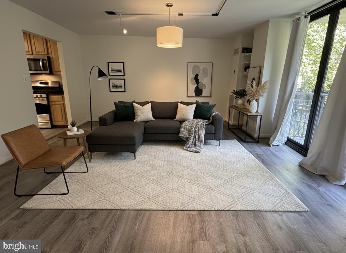 4620 NORTH PARK AVE - Residential Lease