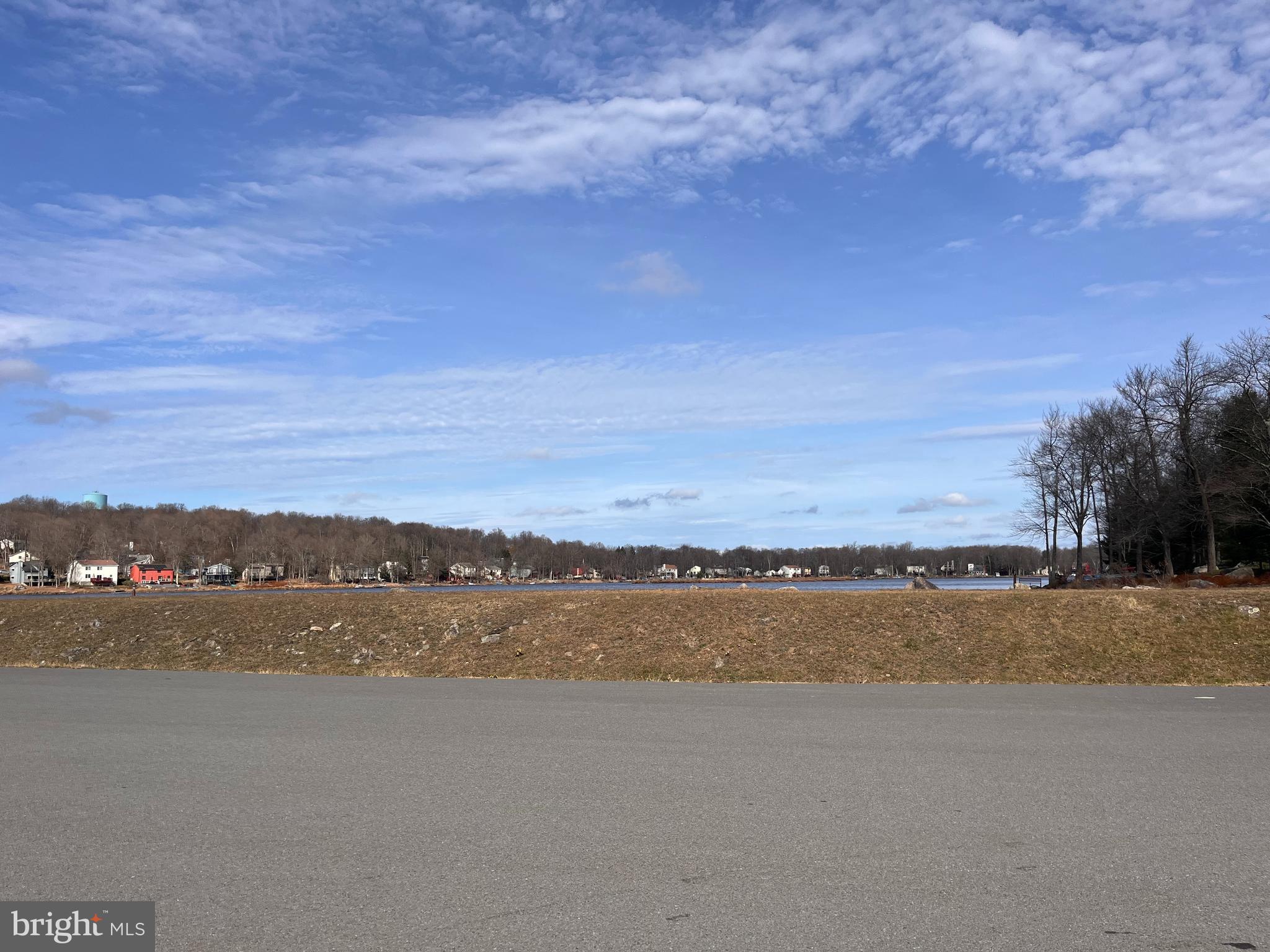 POCONO COUNTRY PLACE - Residential