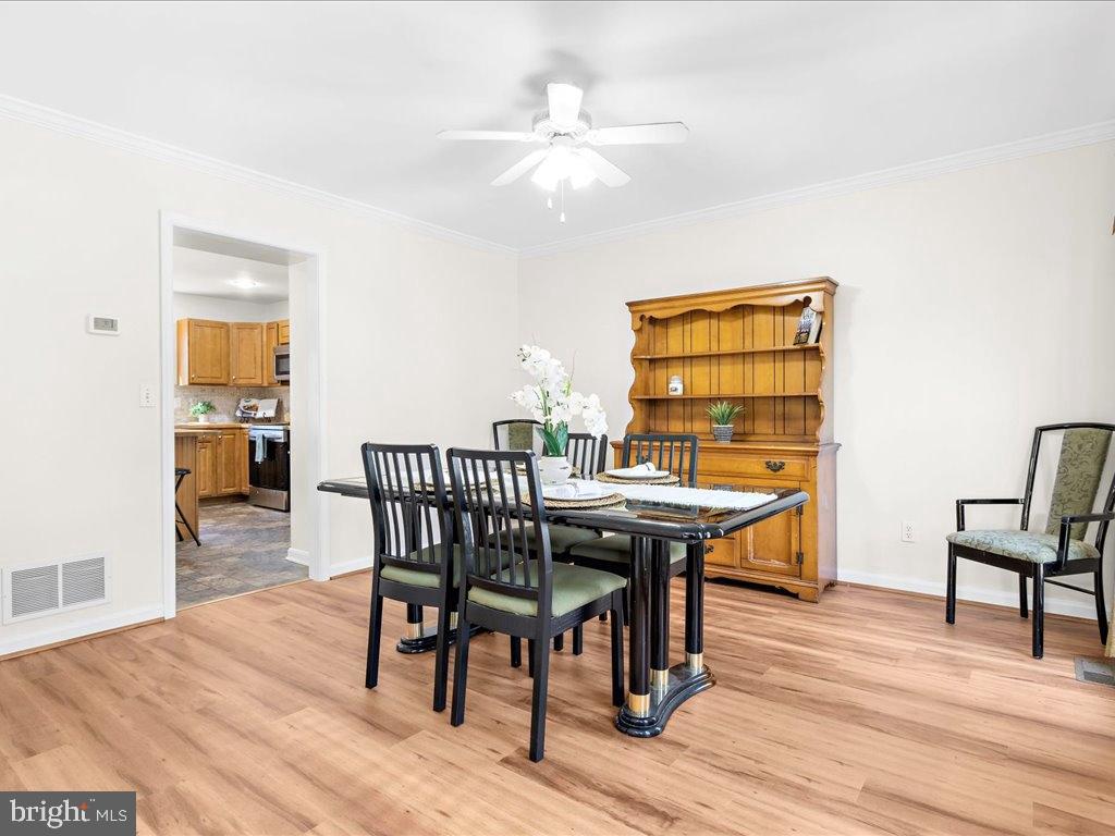 RIDING WOODS - Residential