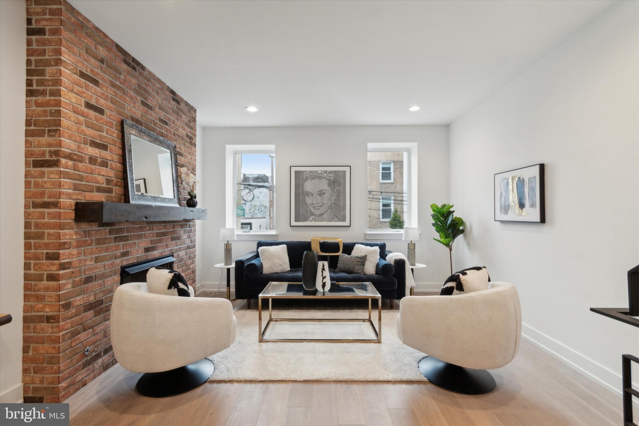 BELLA VISTA - Residential