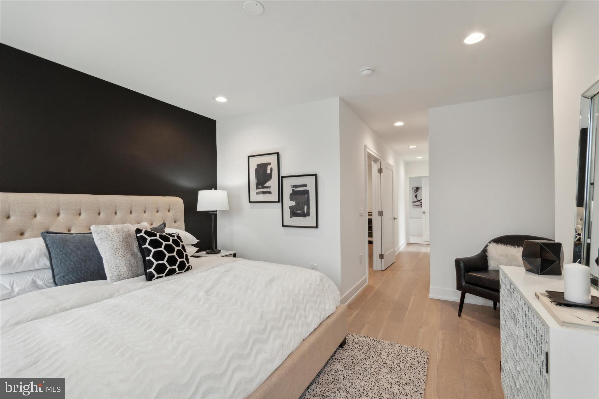 BELLA VISTA - Residential