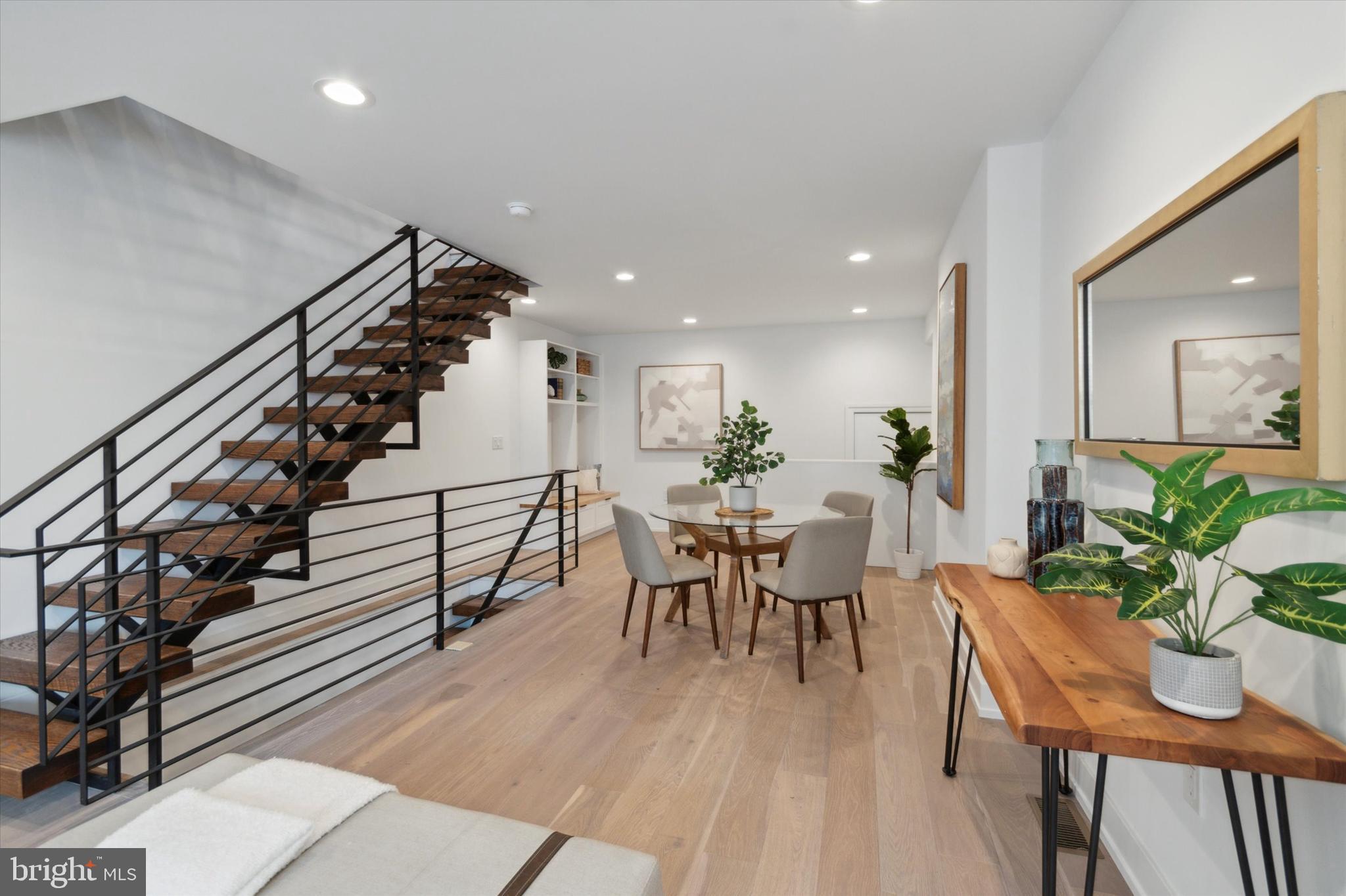 BELLA VISTA - Residential