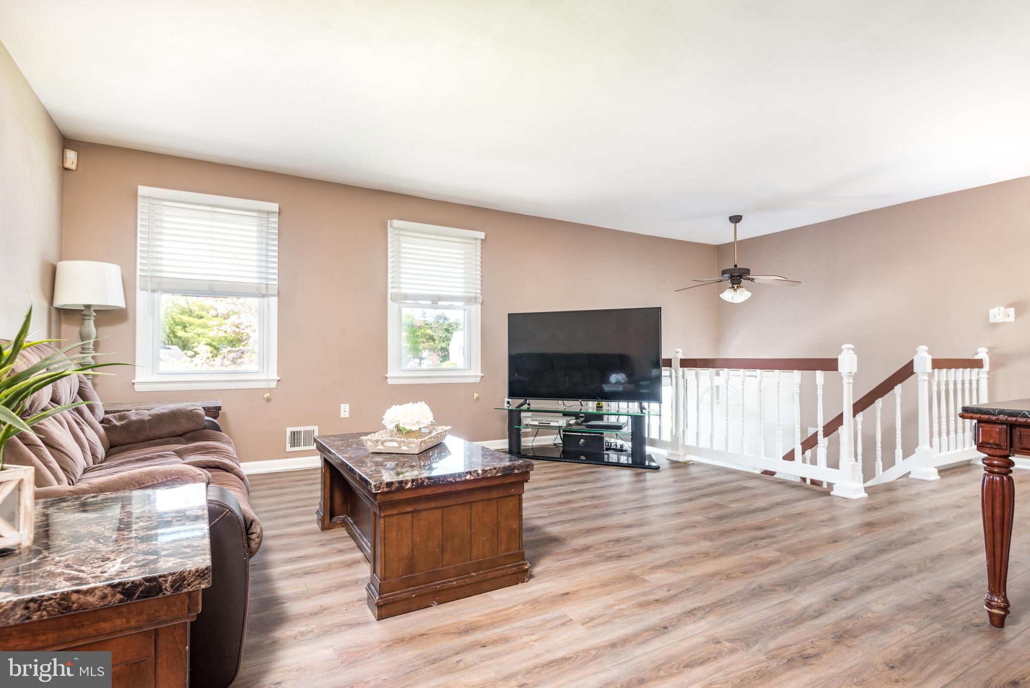 CHALET WOODS - Residential