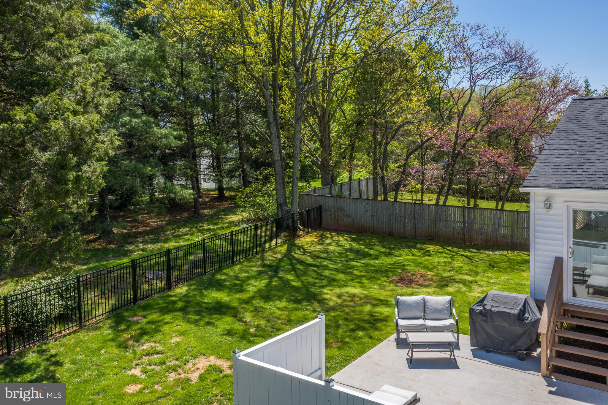 CHALET WOODS - Residential