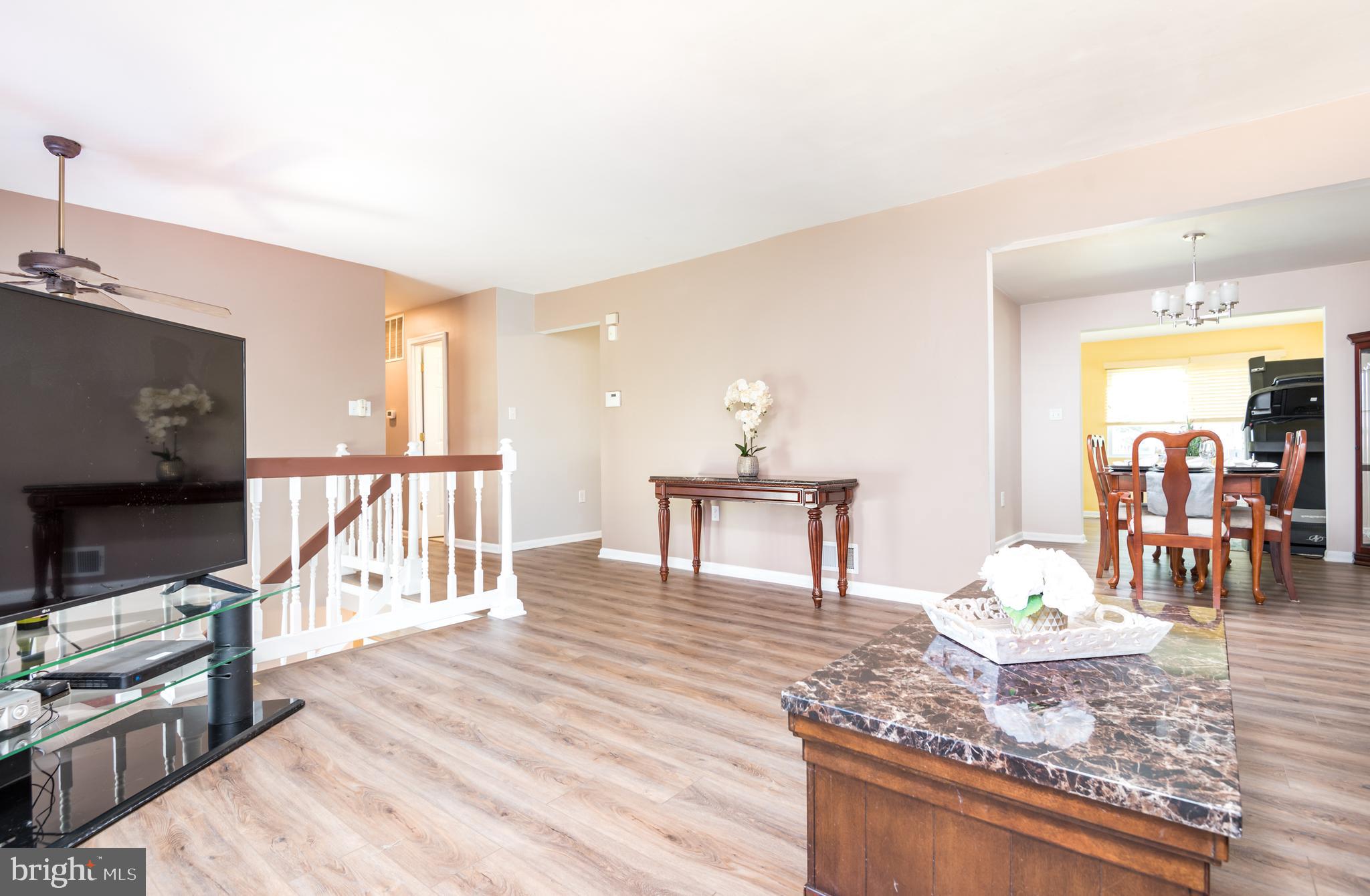 CHALET WOODS - Residential
