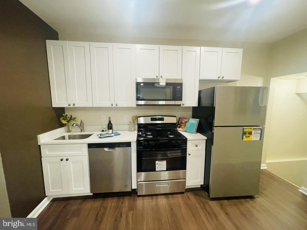 WAVERLY - Residential