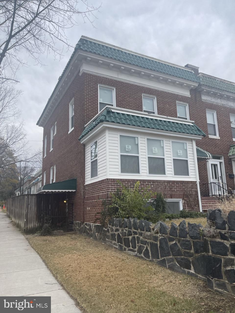 WAVERLY - Residential