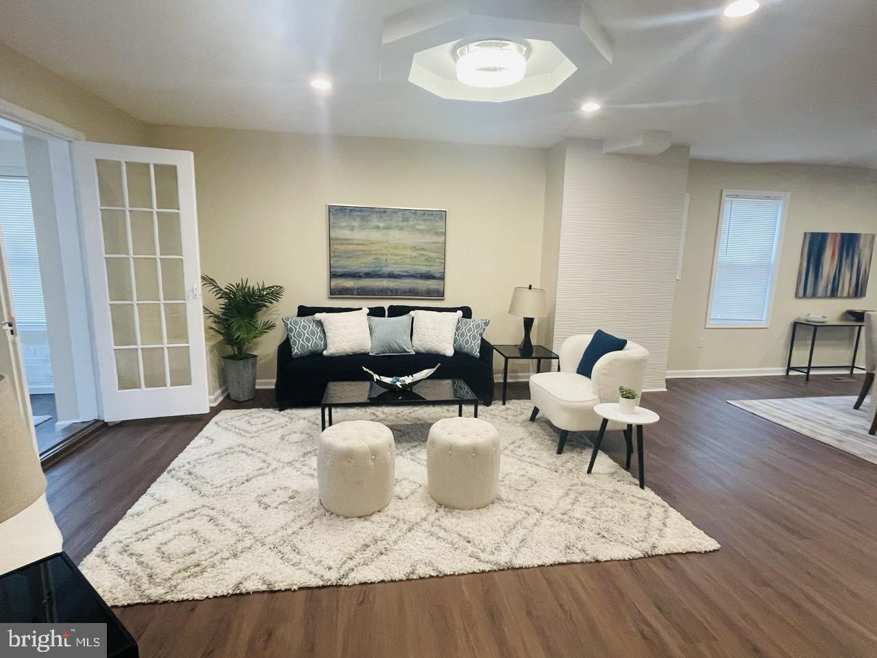 WAVERLY - Residential