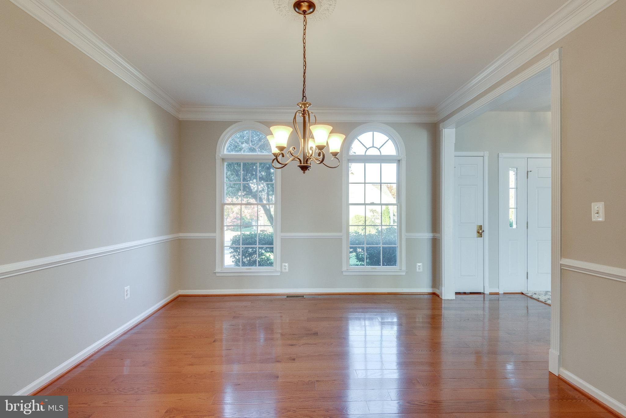 LOUDOUN VALLEY ESTATES - Residential