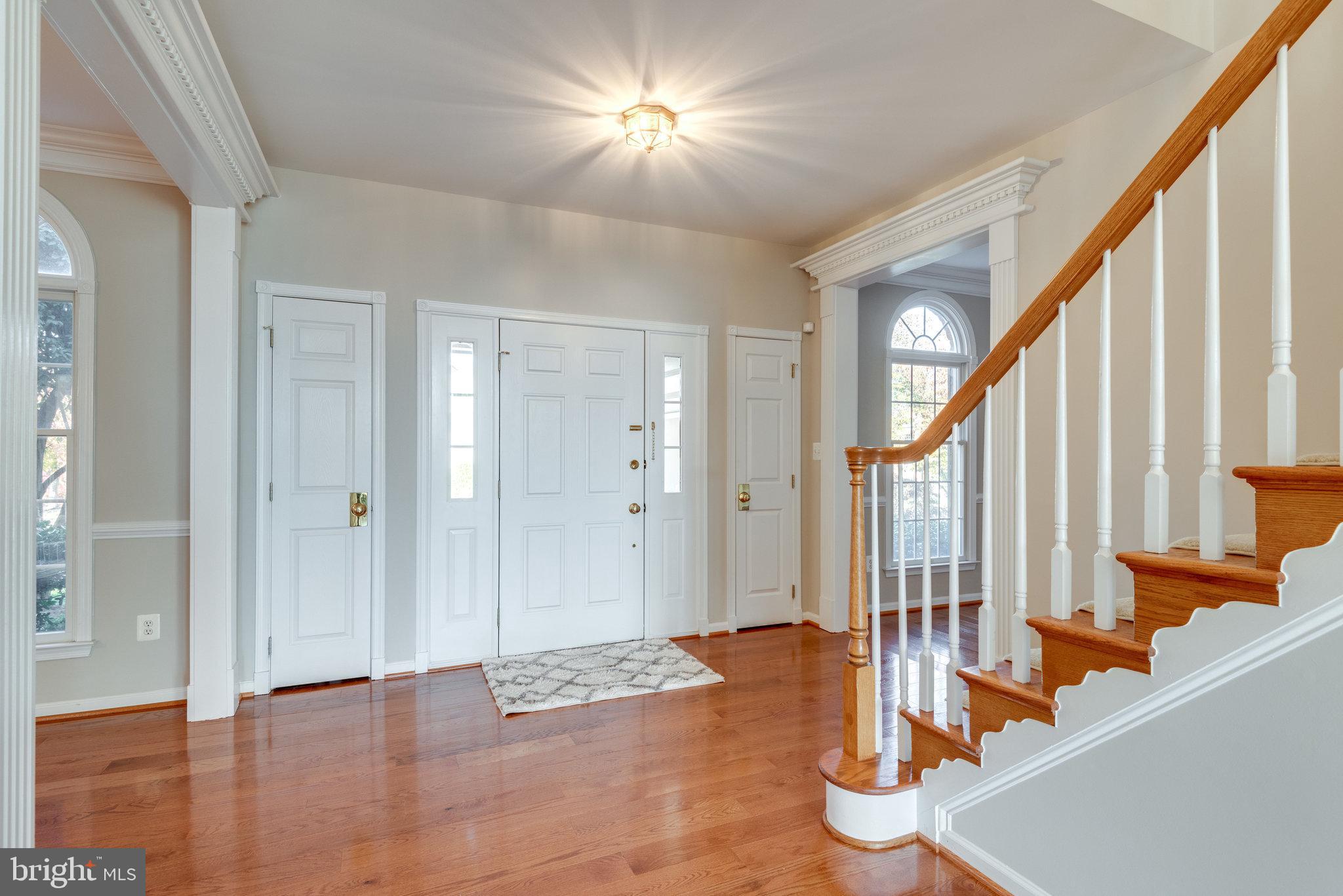 LOUDOUN VALLEY ESTATES - Residential
