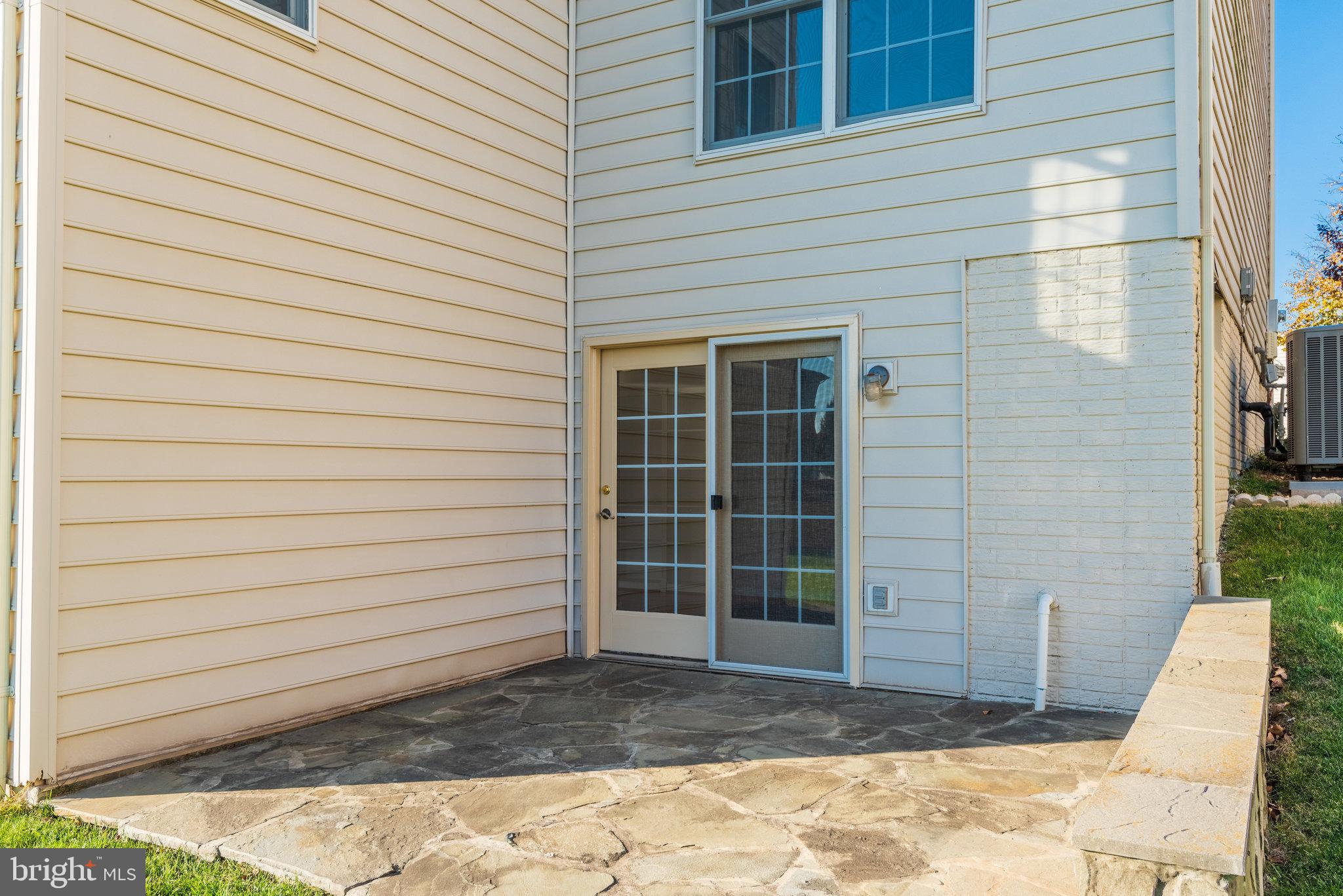 LOUDOUN VALLEY ESTATES - Residential