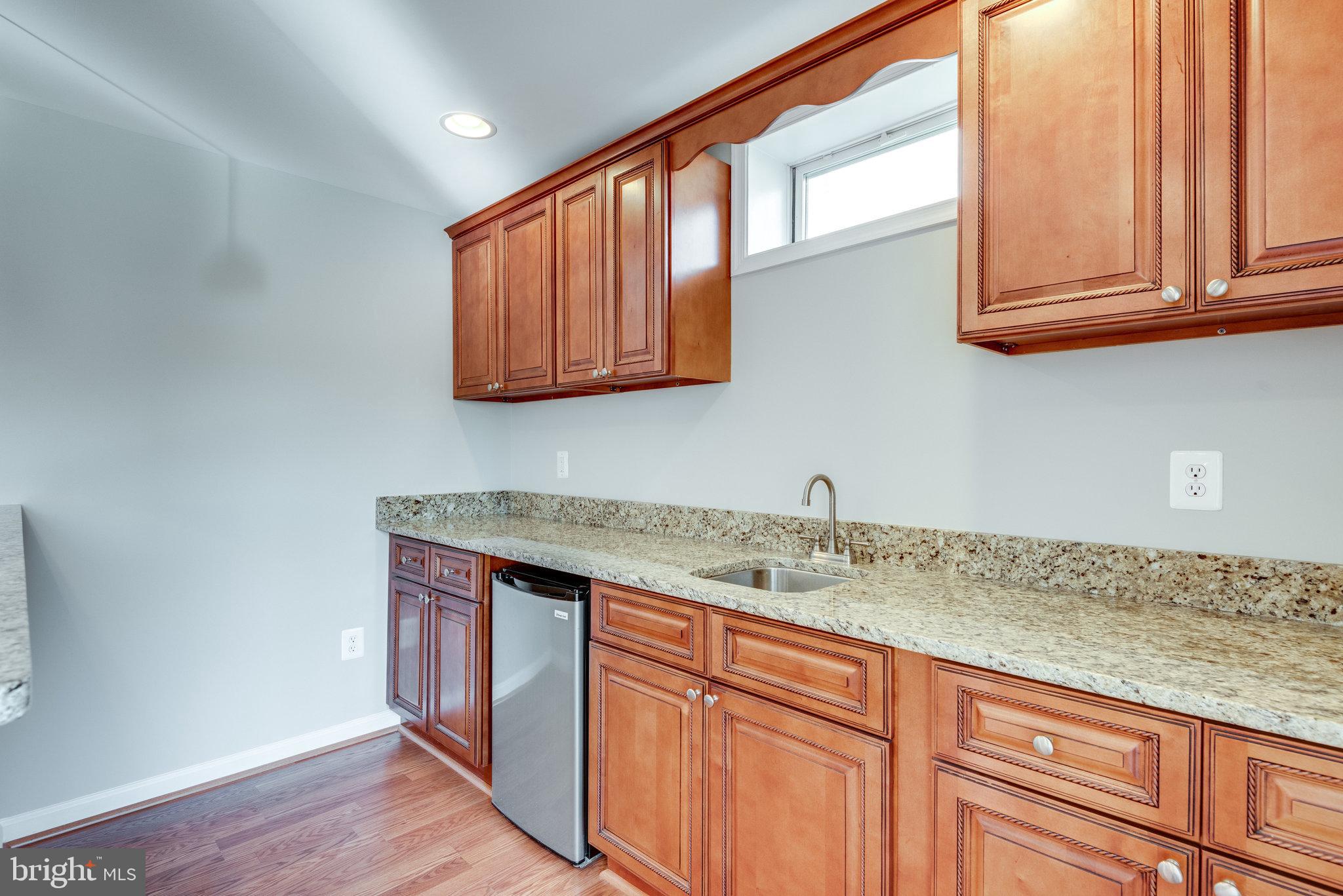 LOUDOUN VALLEY ESTATES - Residential
