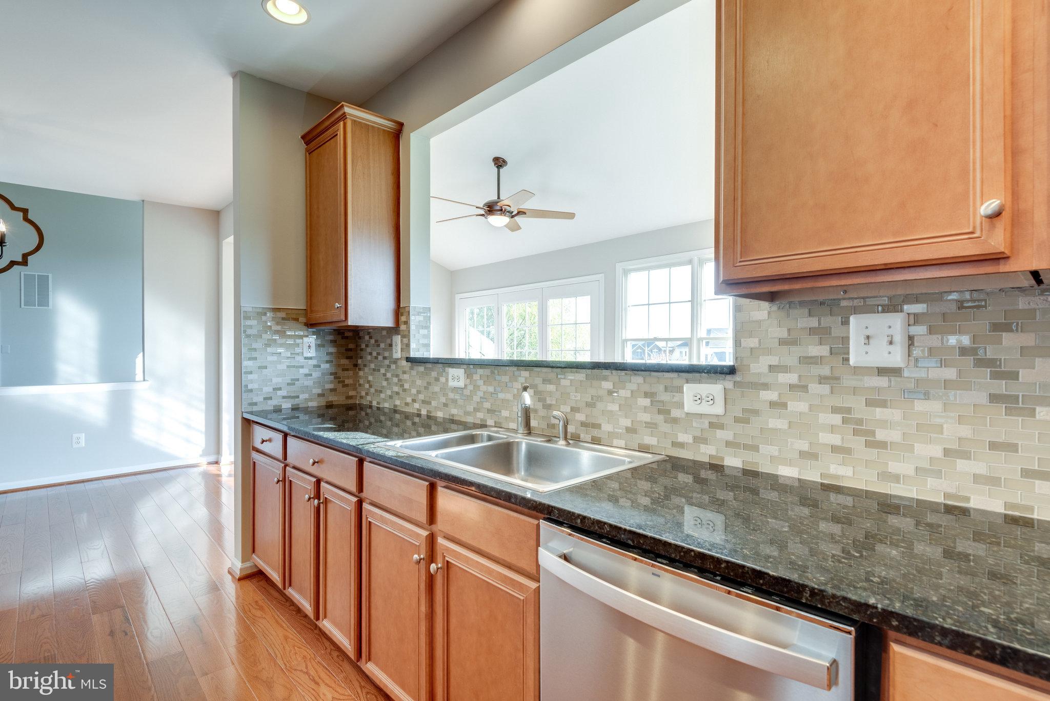 LOUDOUN VALLEY ESTATES - Residential