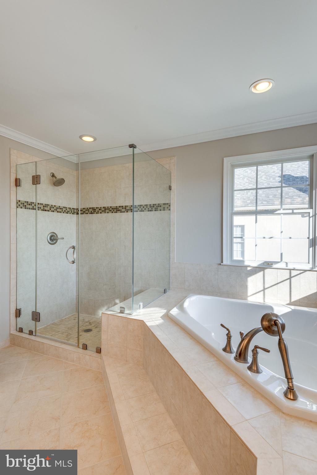 LOUDOUN VALLEY ESTATES - Residential