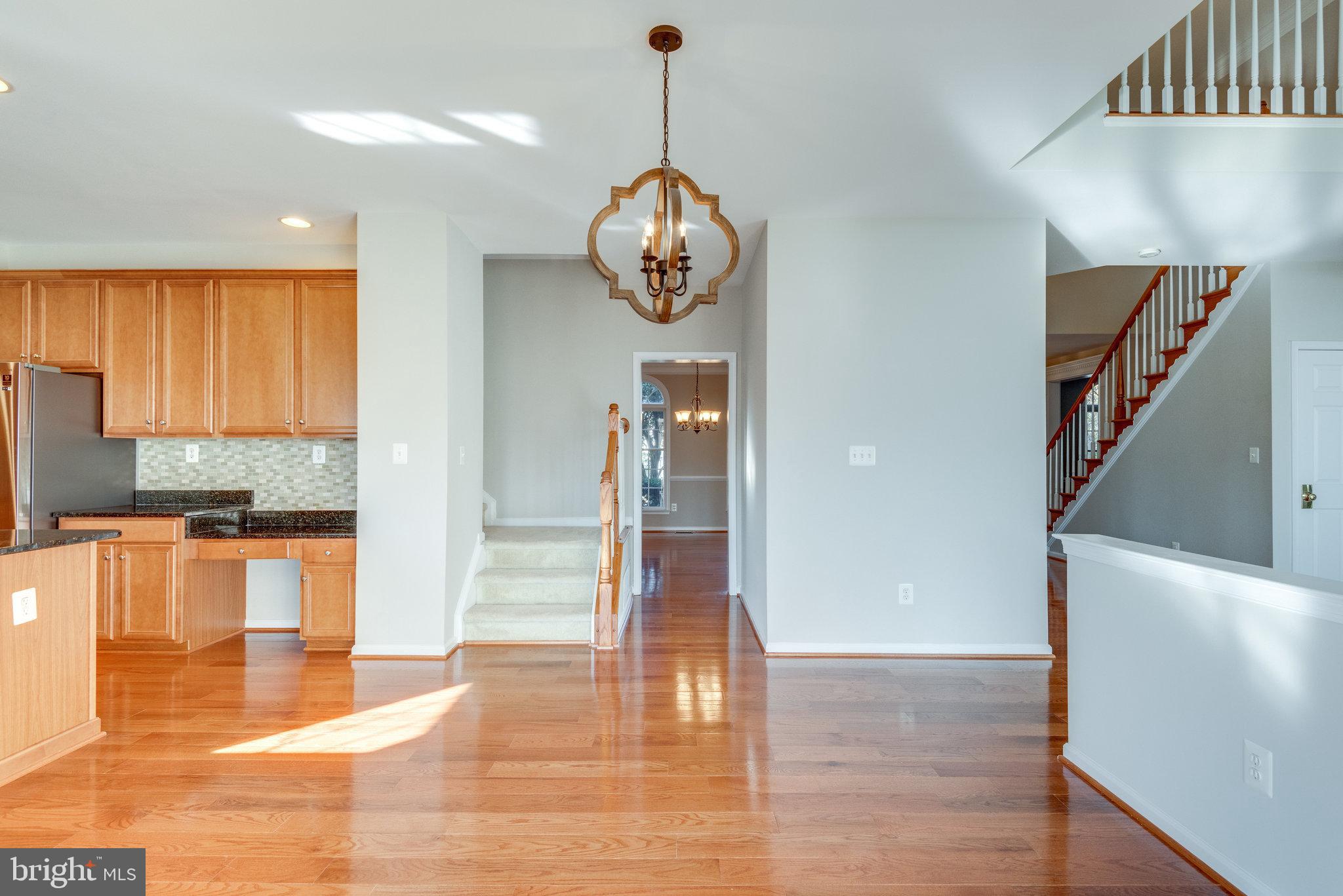 LOUDOUN VALLEY ESTATES - Residential
