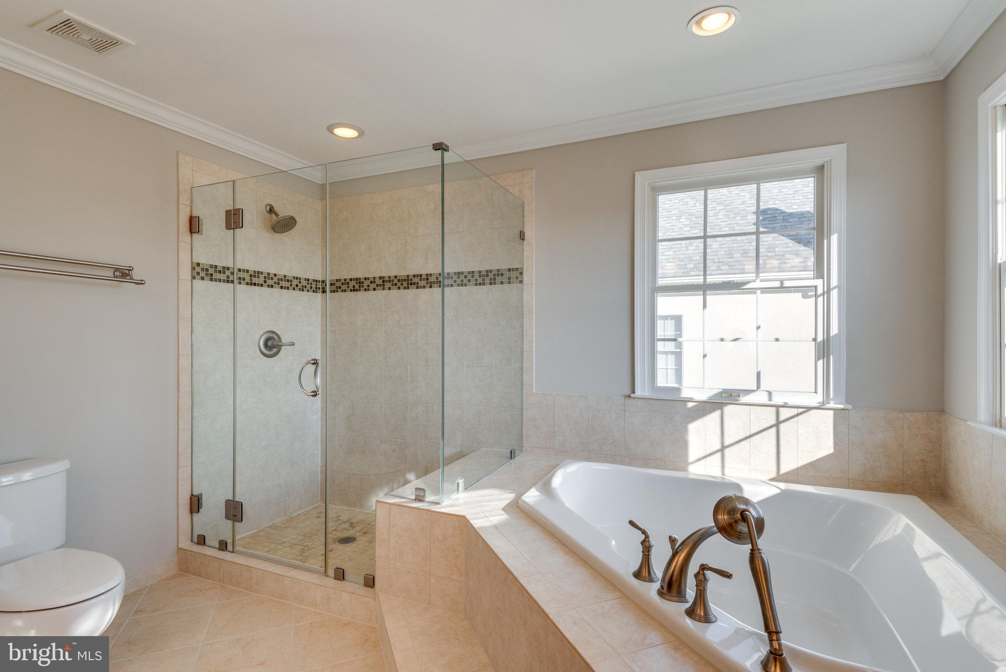 LOUDOUN VALLEY ESTATES - Residential