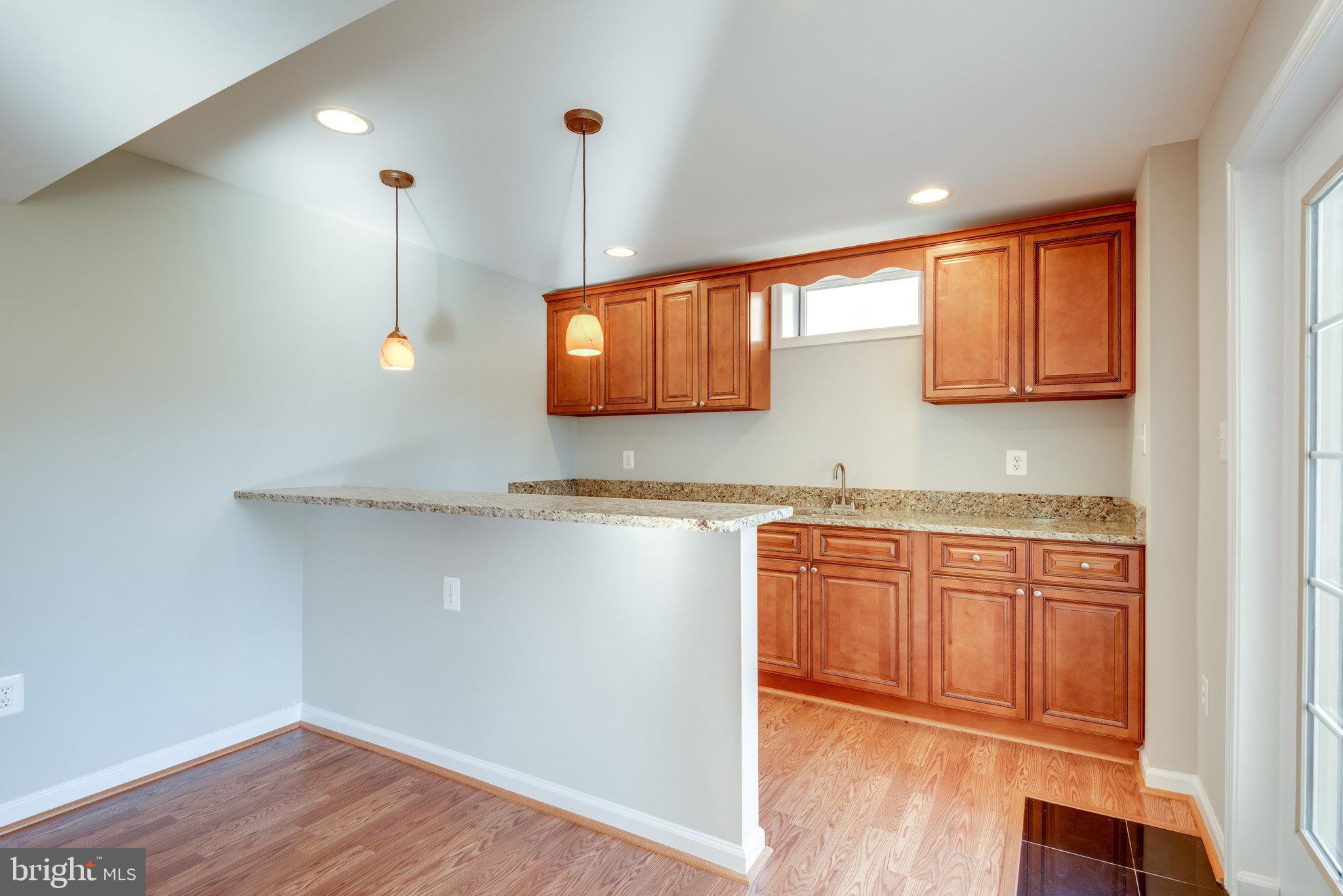 LOUDOUN VALLEY ESTATES - Residential