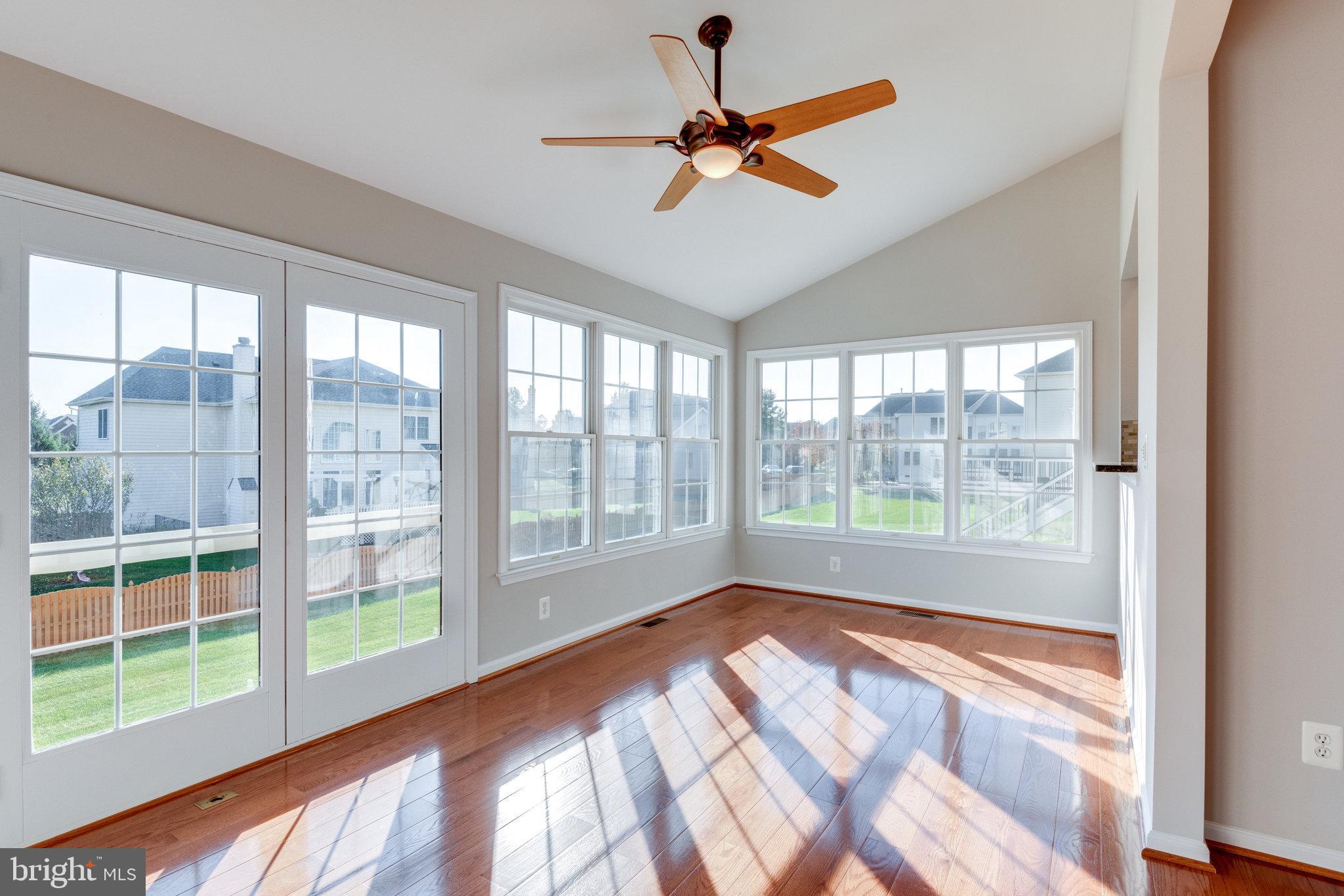 LOUDOUN VALLEY ESTATES - Residential