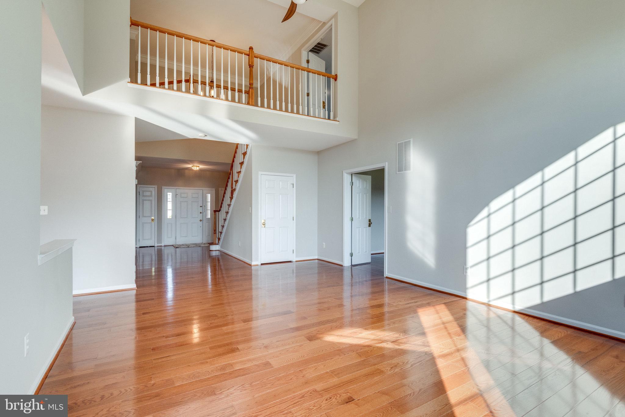 LOUDOUN VALLEY ESTATES - Residential