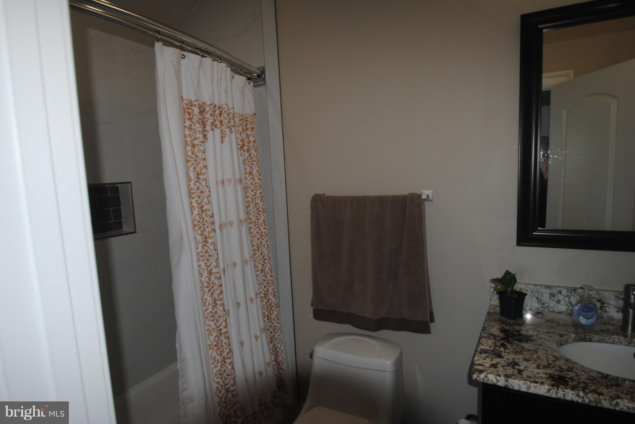 ORCHARD VIEW - Residential Lease