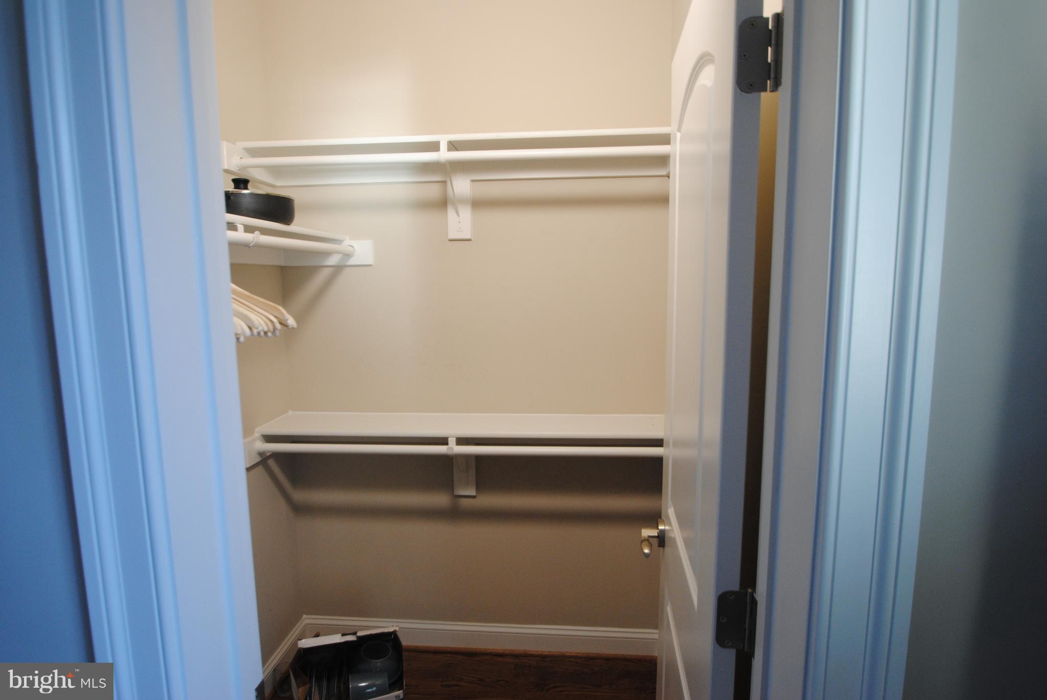 ORCHARD VIEW - Residential Lease