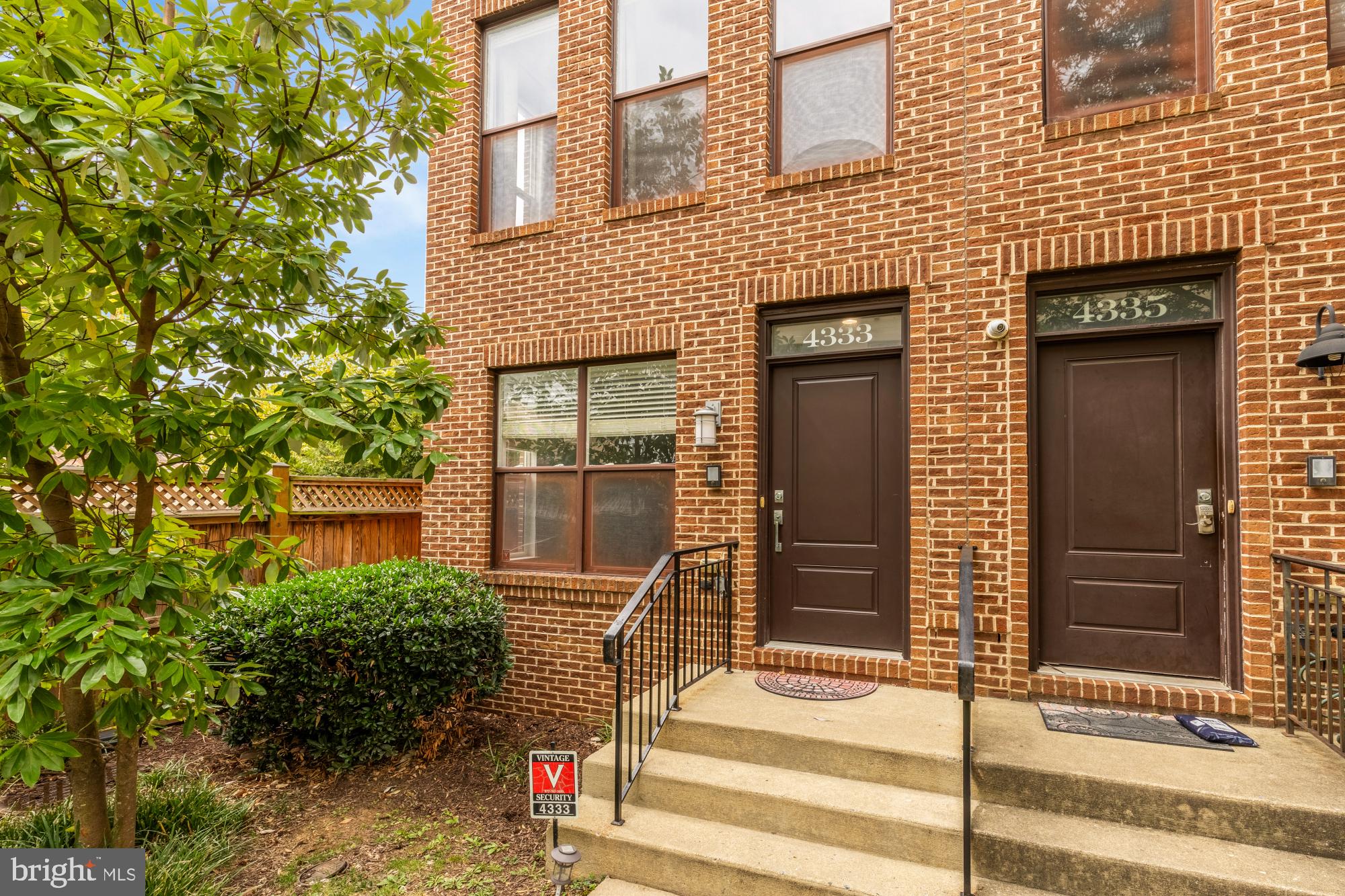 HYATTSVILLE - Residential Lease