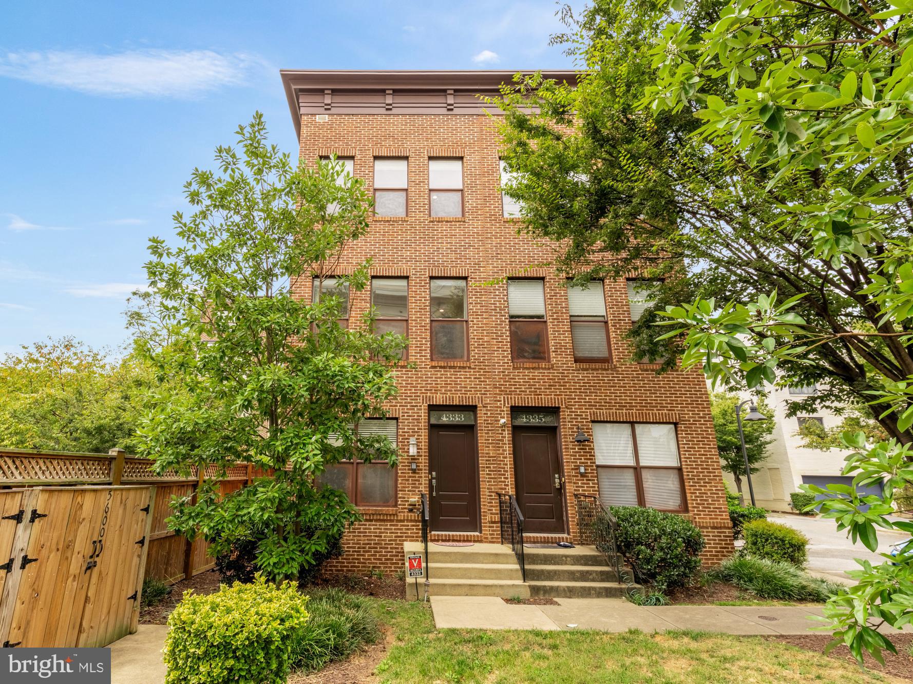 HYATTSVILLE - Residential Lease