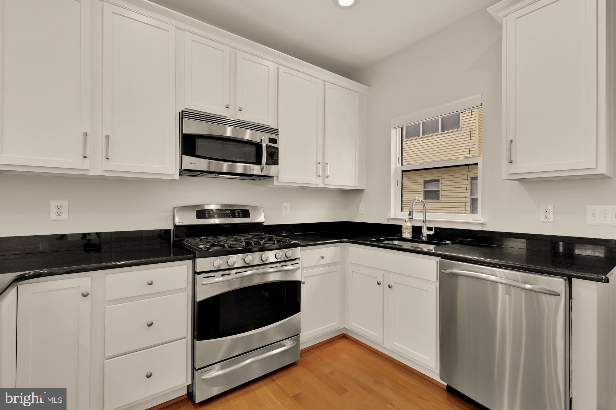 HYATTSVILLE - Residential Lease