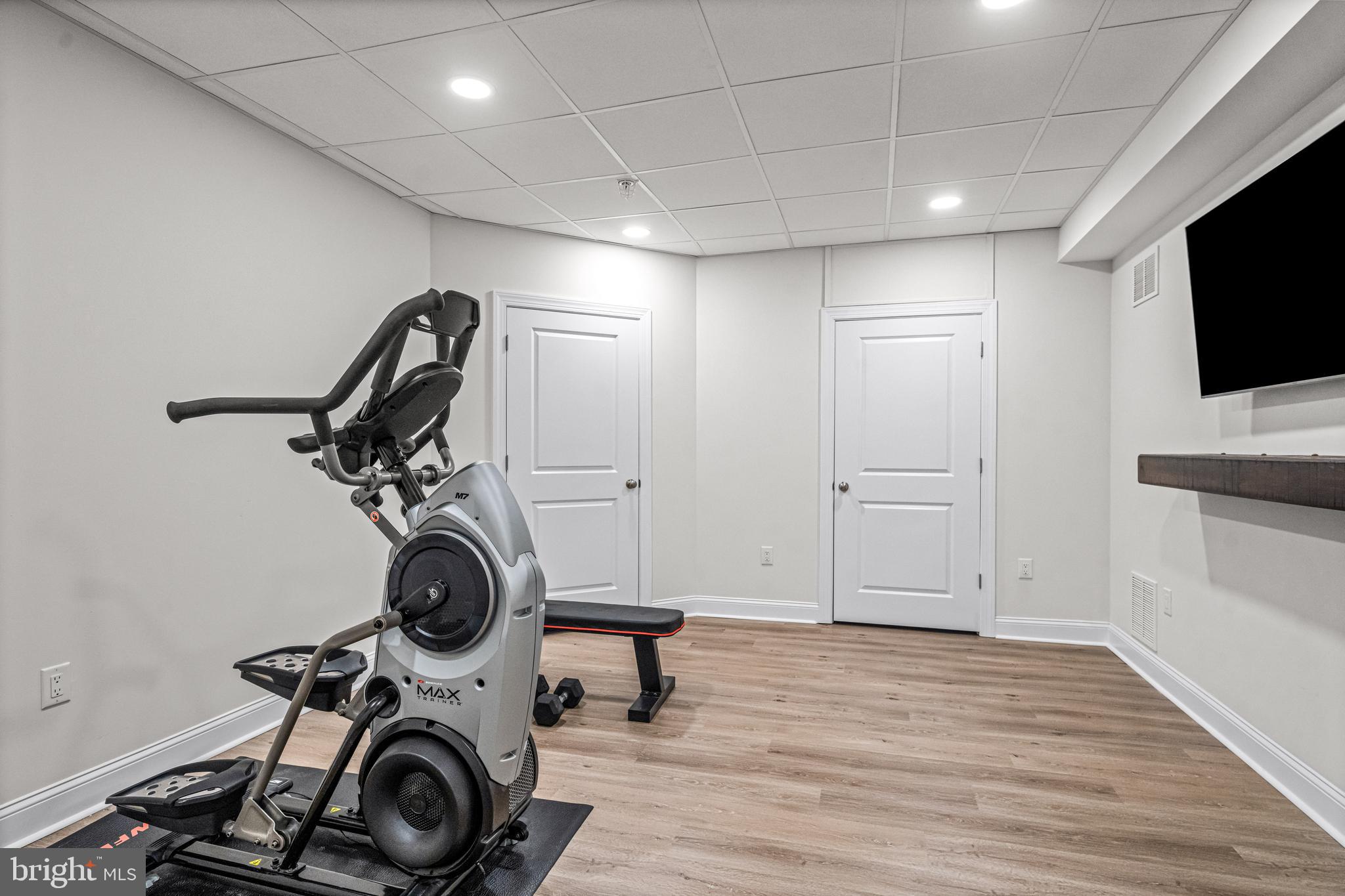 FENTONS CORNER - Residential