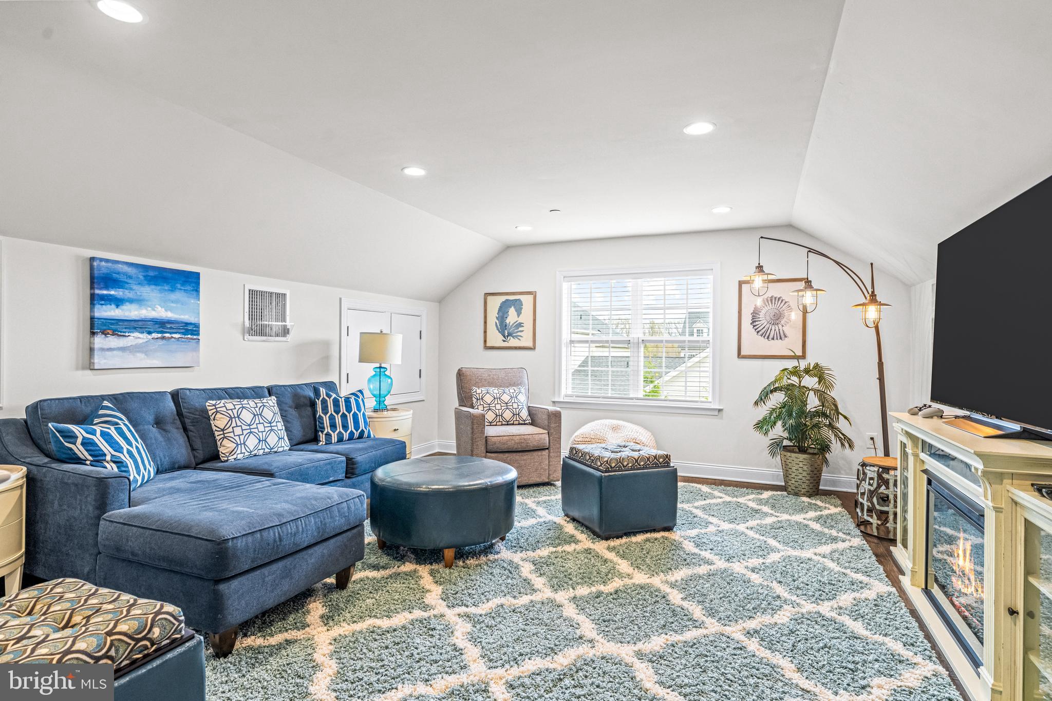 FENTONS CORNER - Residential