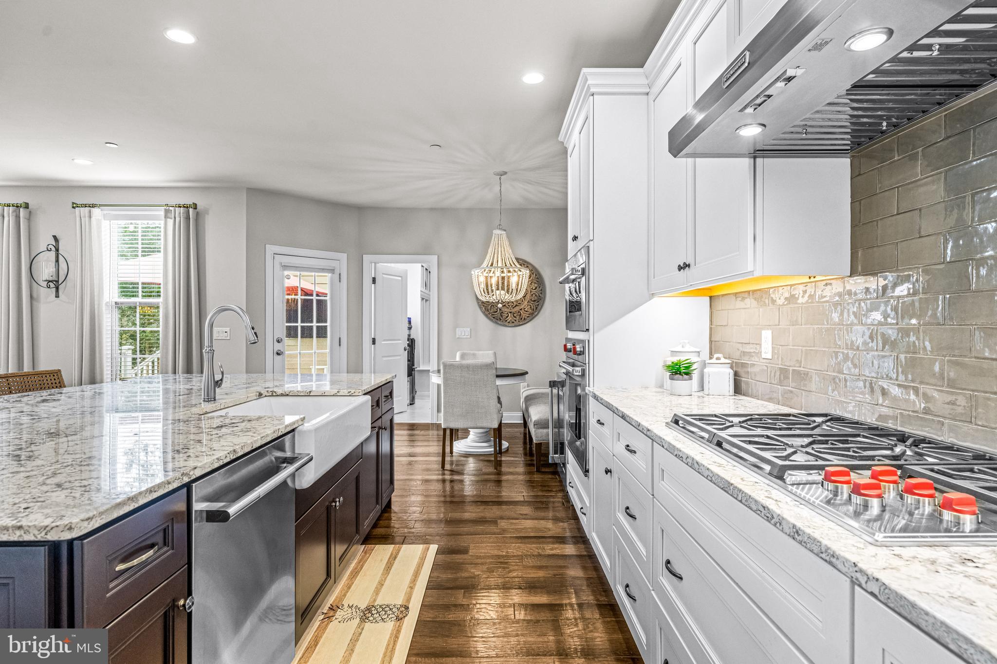 FENTONS CORNER - Residential