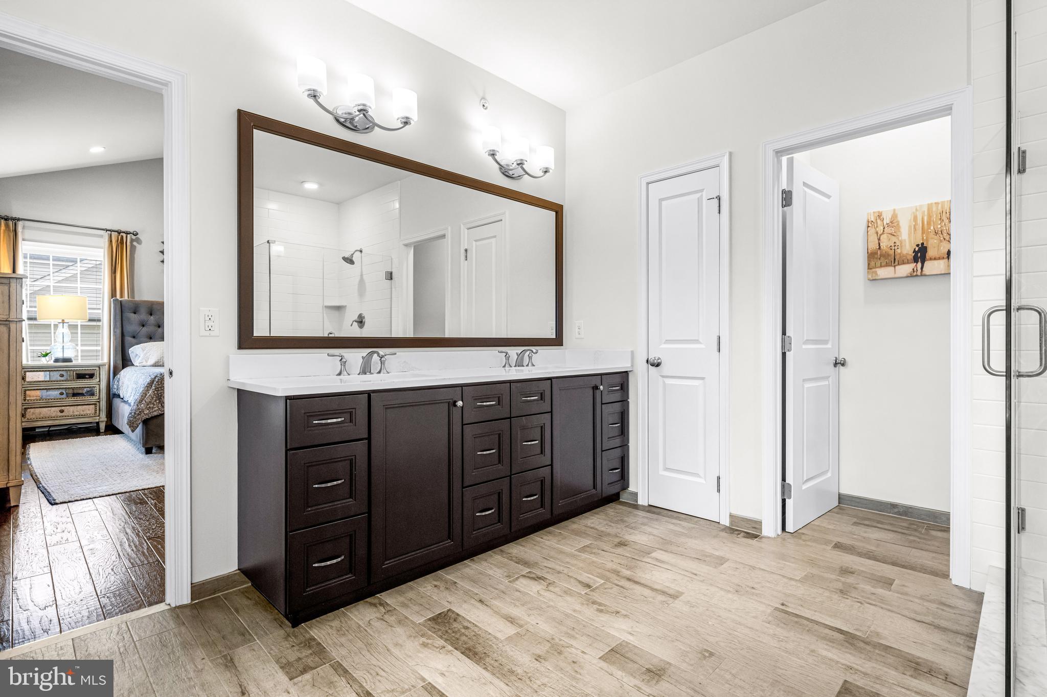 FENTONS CORNER - Residential