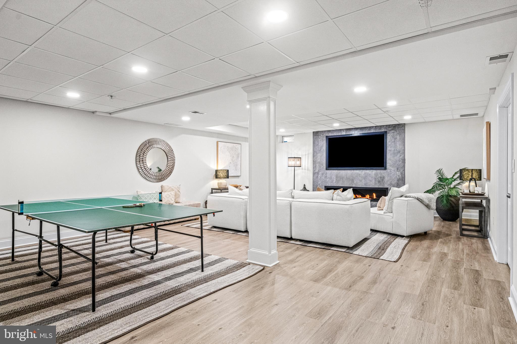 FENTONS CORNER - Residential