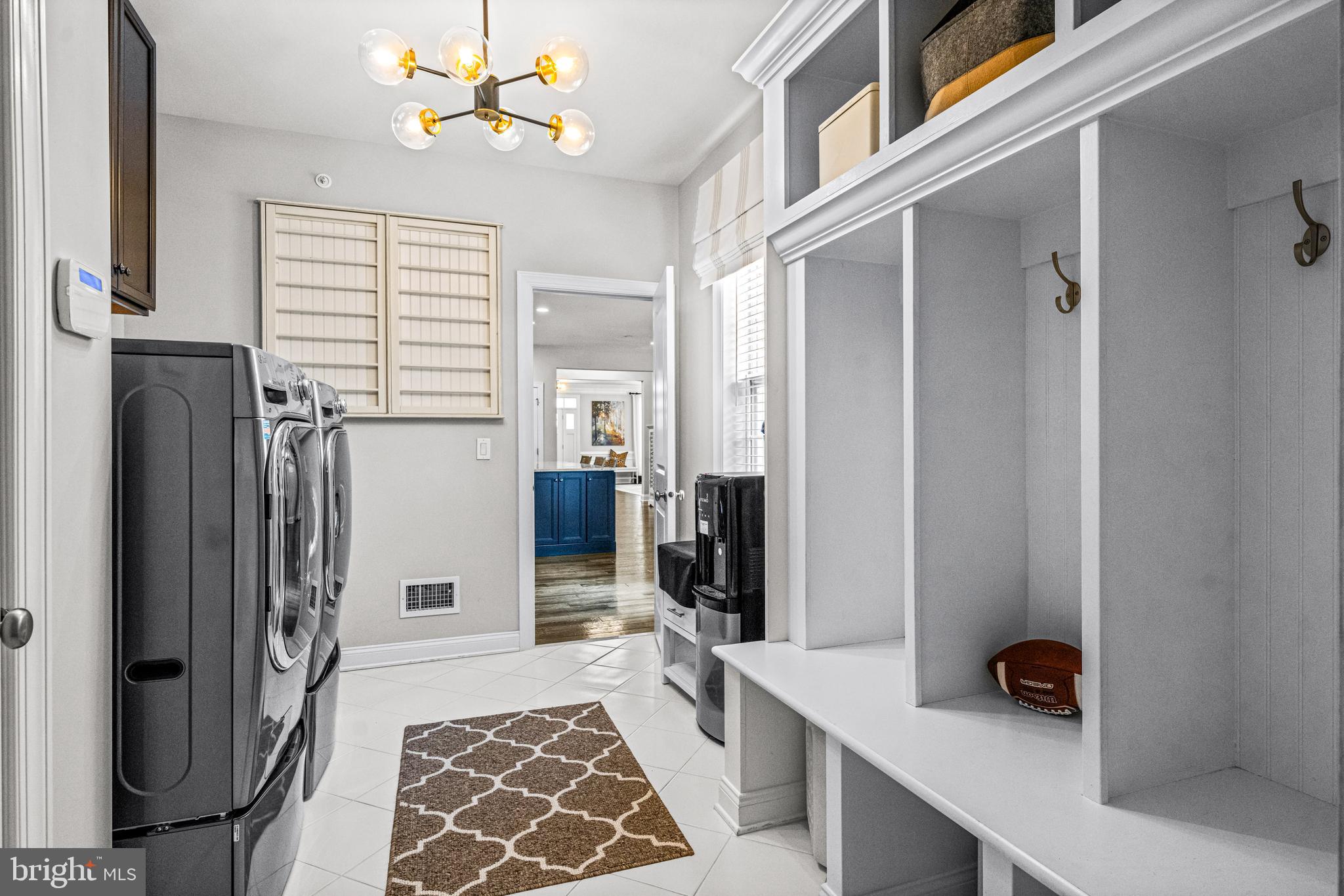 FENTONS CORNER - Residential