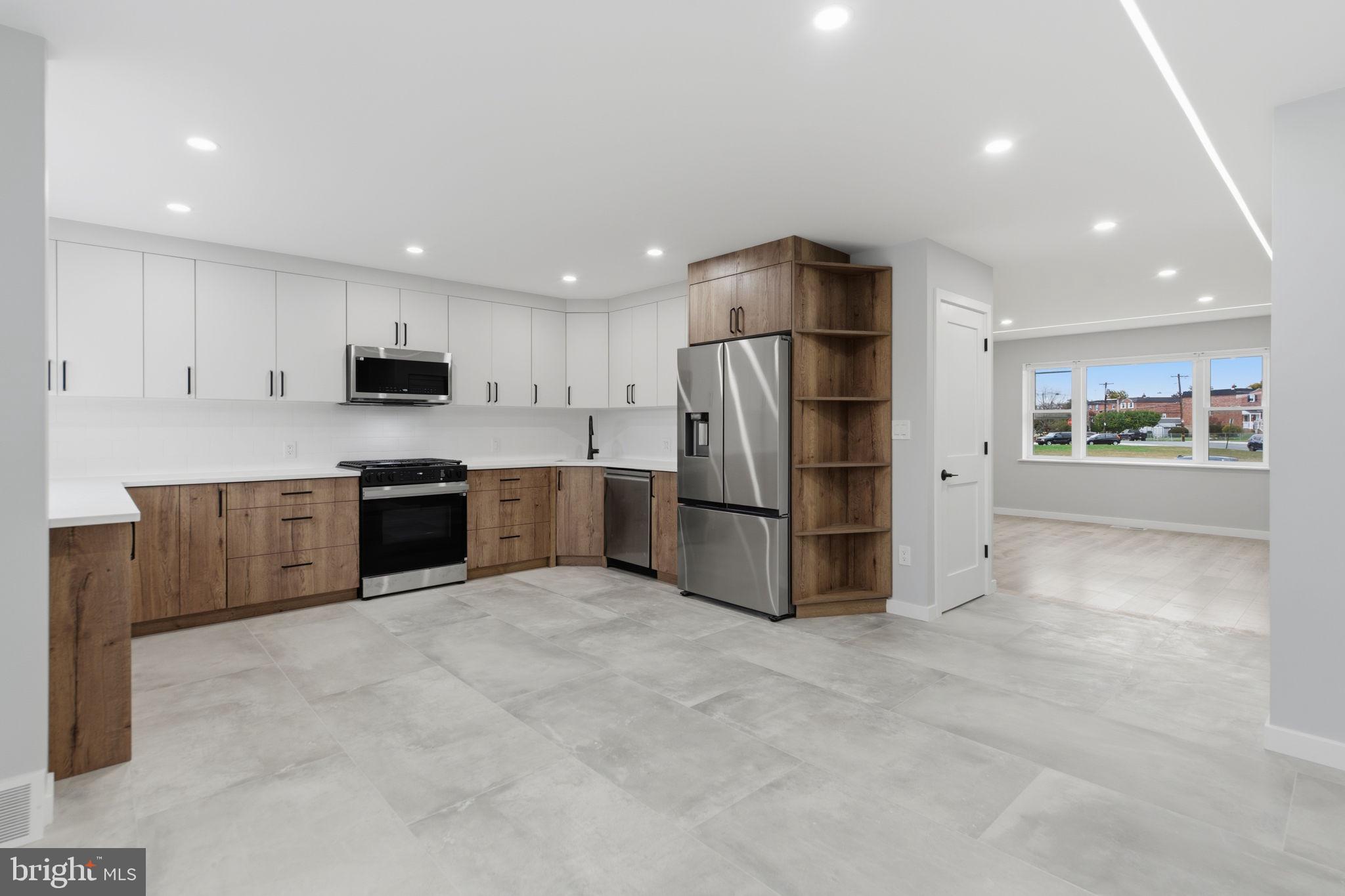 PARKWOOD - Residential Lease